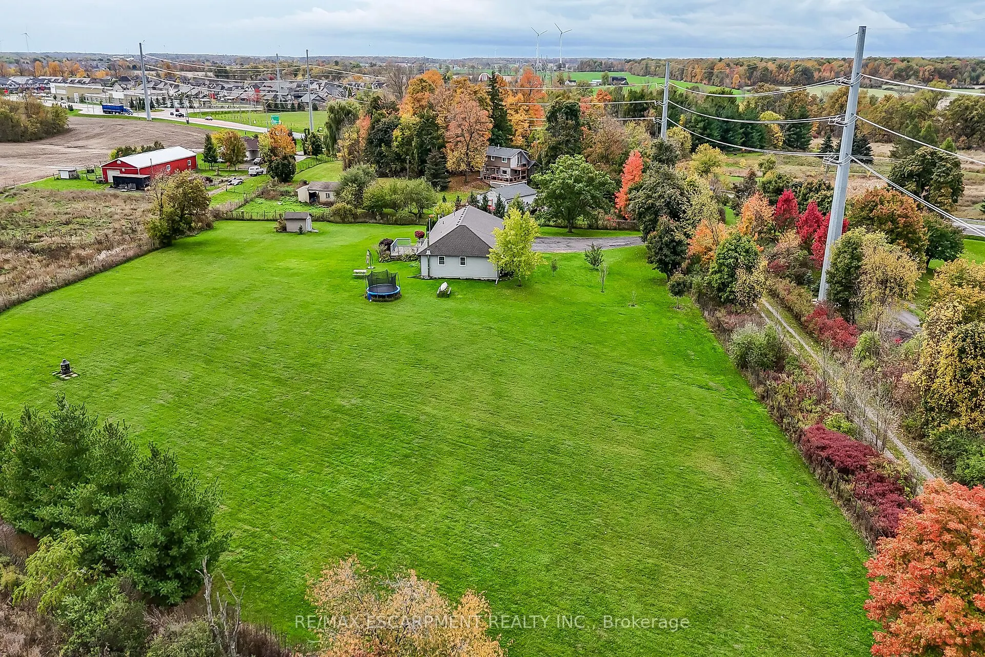 2905 SOUTH GRIMSBY ROAD 6