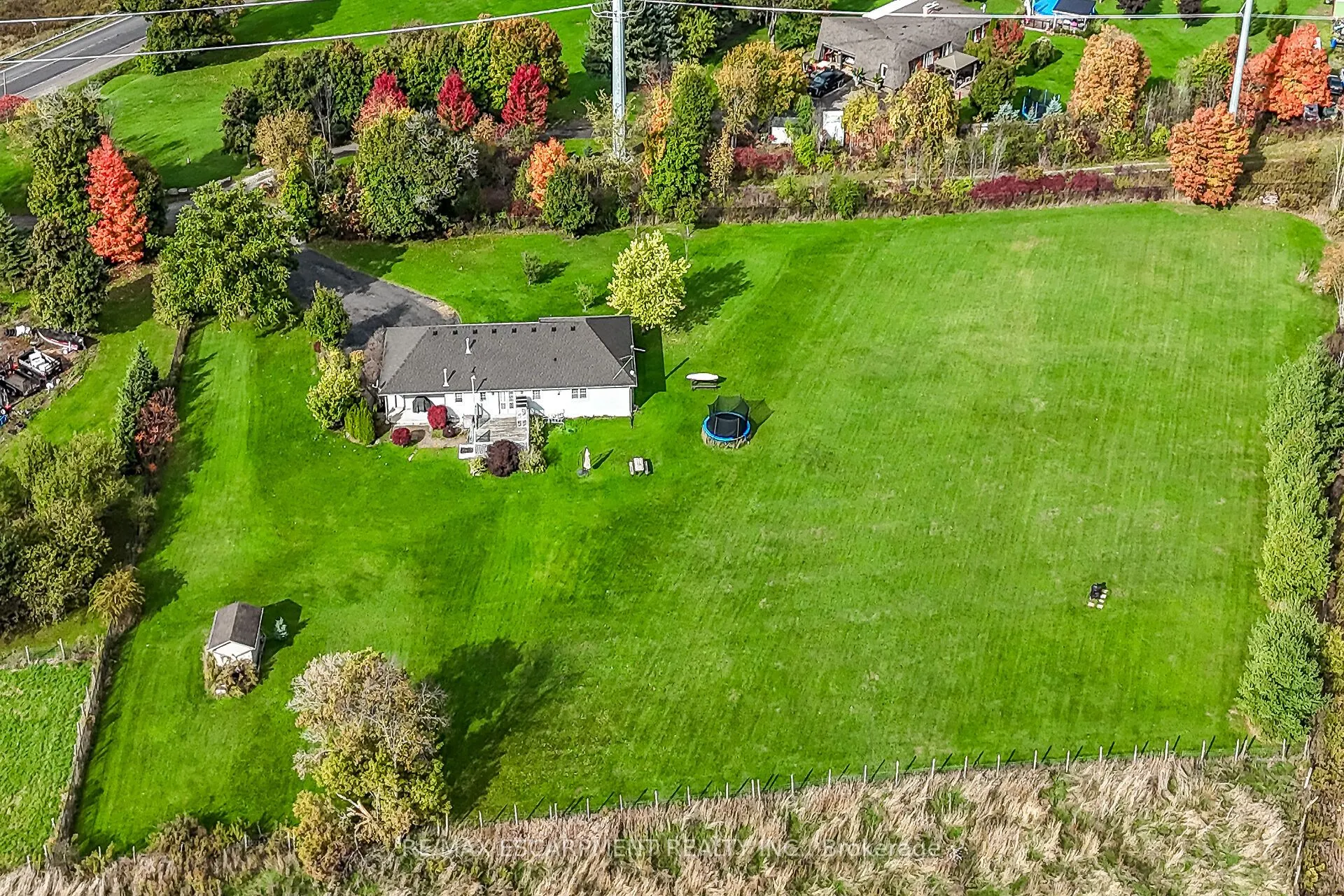 2905 SOUTH GRIMSBY ROAD 6