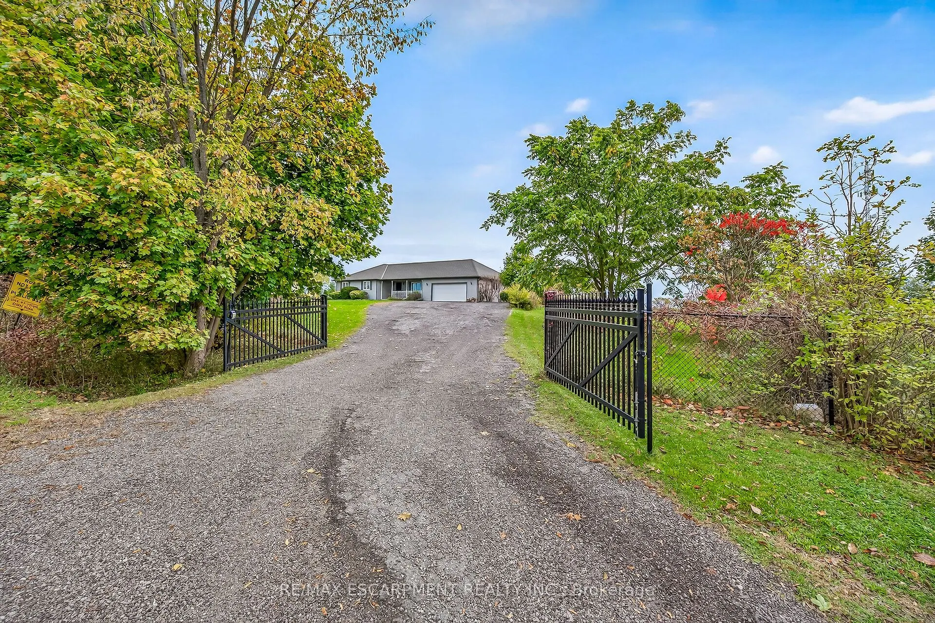 2905 SOUTH GRIMSBY ROAD 6