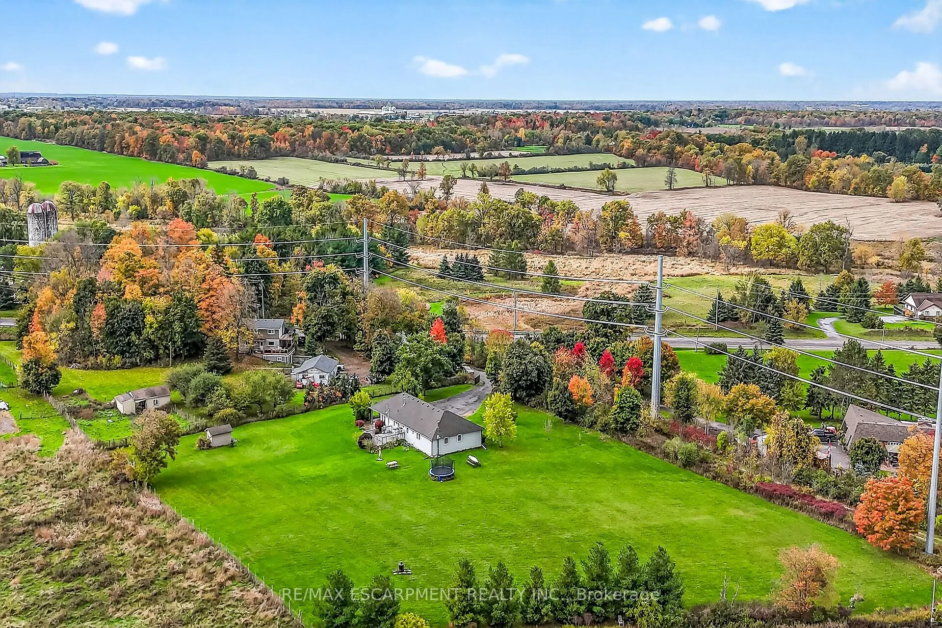 2905 SOUTH GRIMSBY ROAD 6