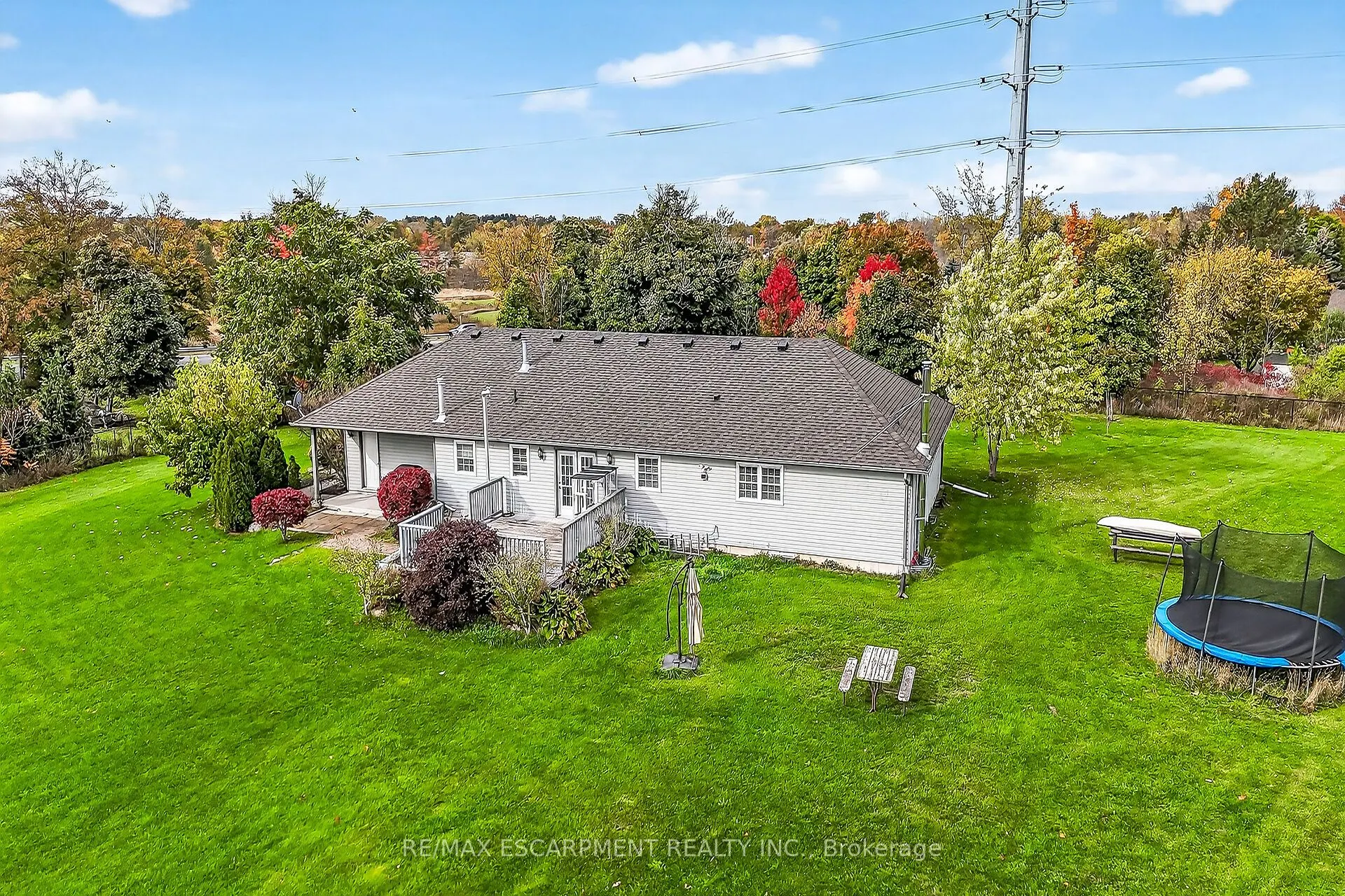 2905 SOUTH GRIMSBY ROAD 6