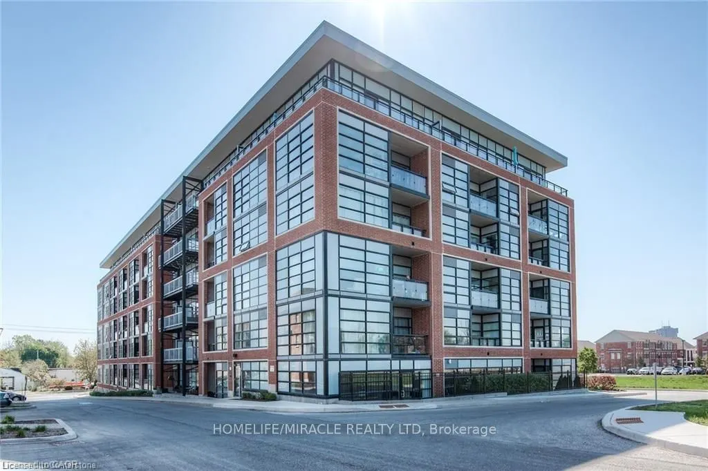 15 Prince Albert Boulevard, #107