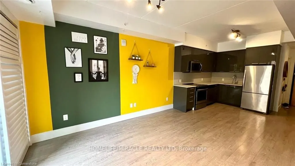 15 Prince Albert Boulevard, #107