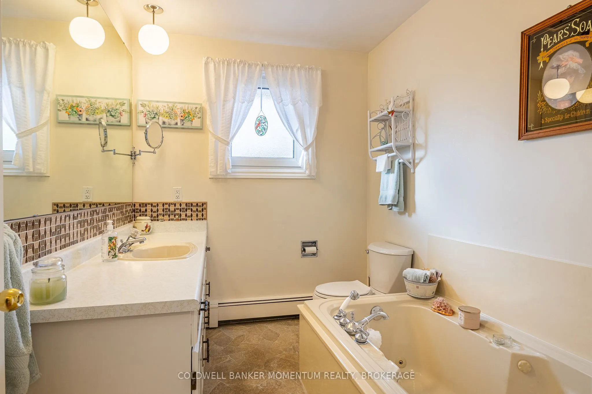 33 Rolling Acres Drive