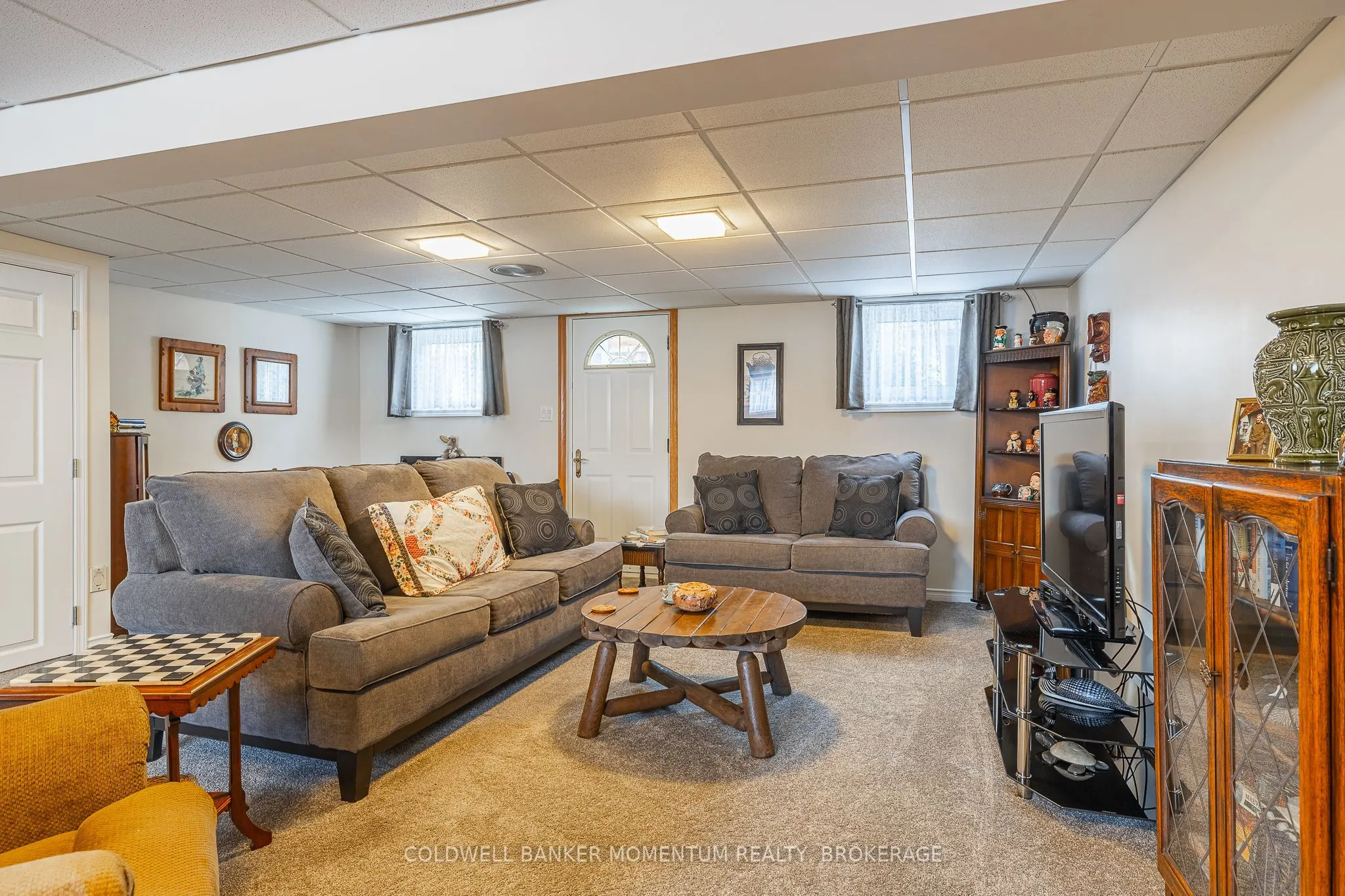 33 Rolling Acres Drive