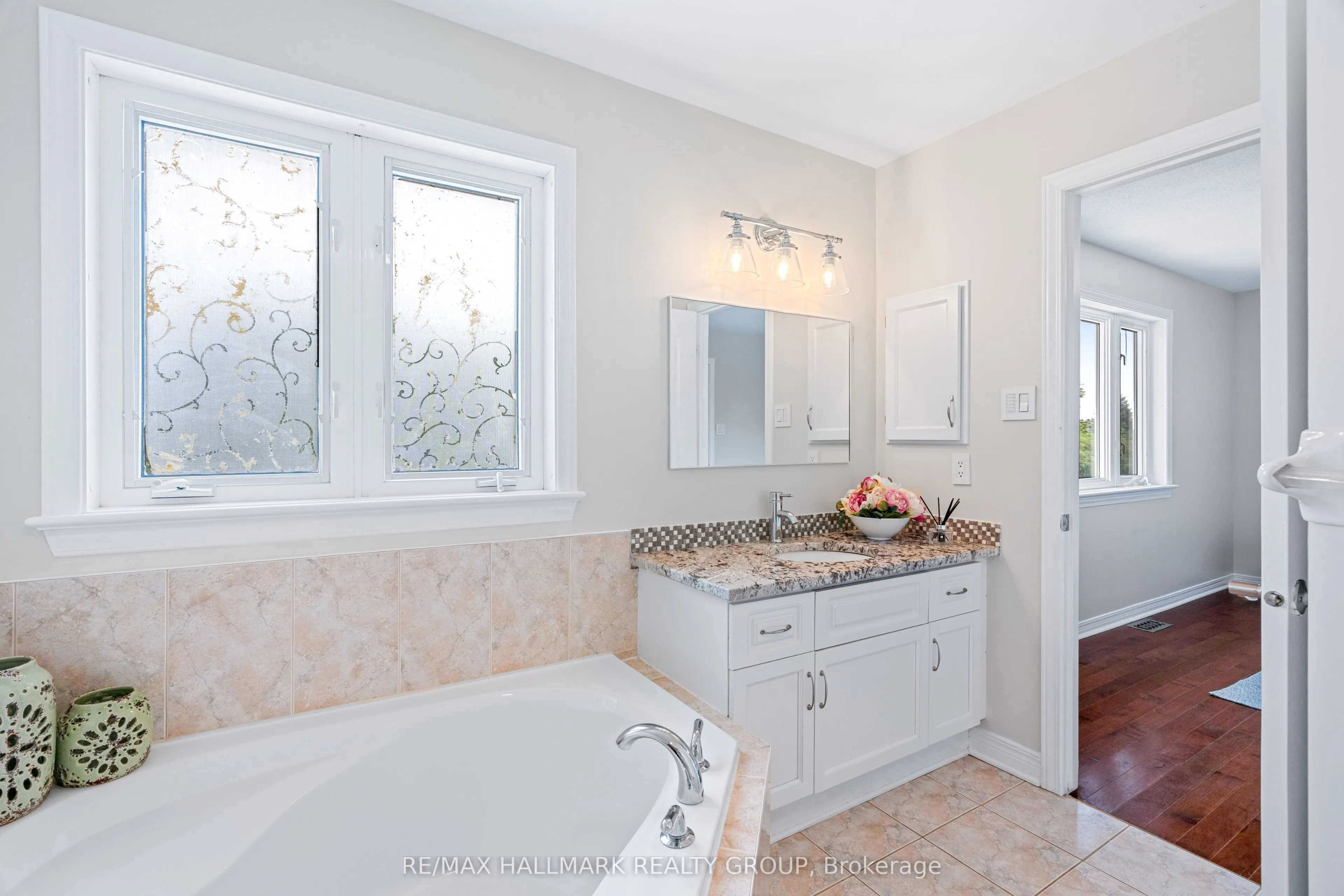 41 Smoketree Crescent