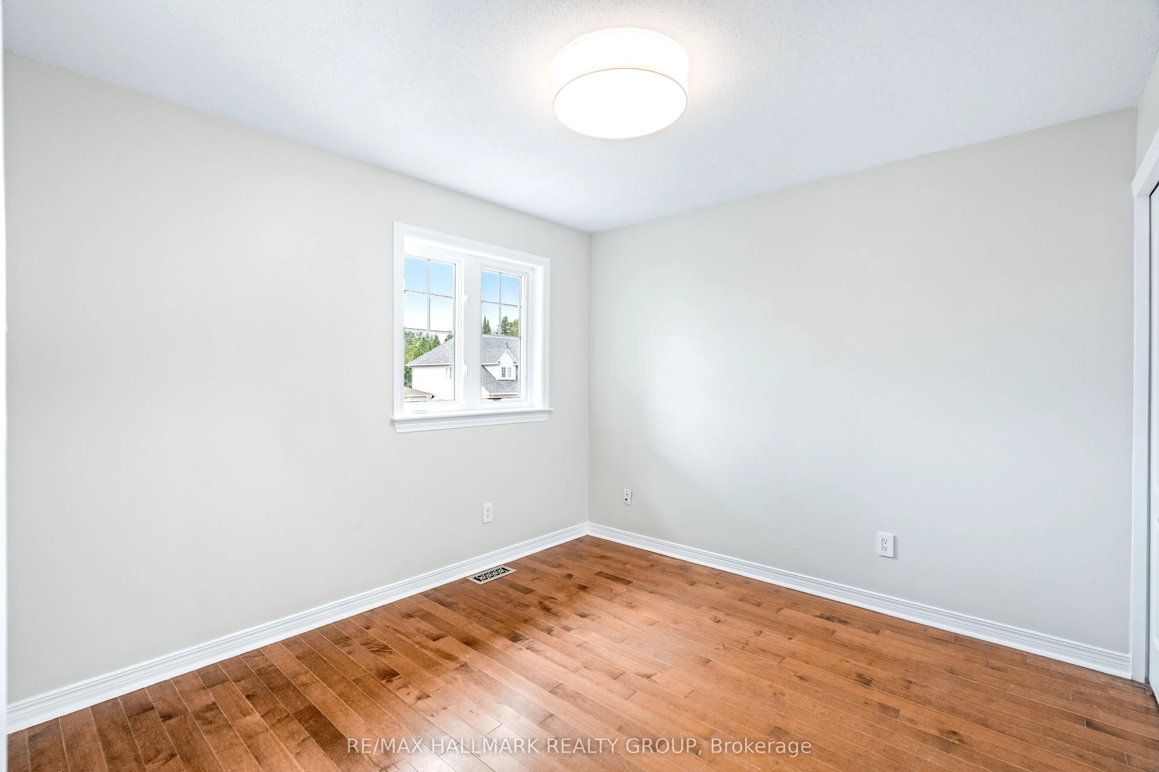 41 Smoketree Crescent