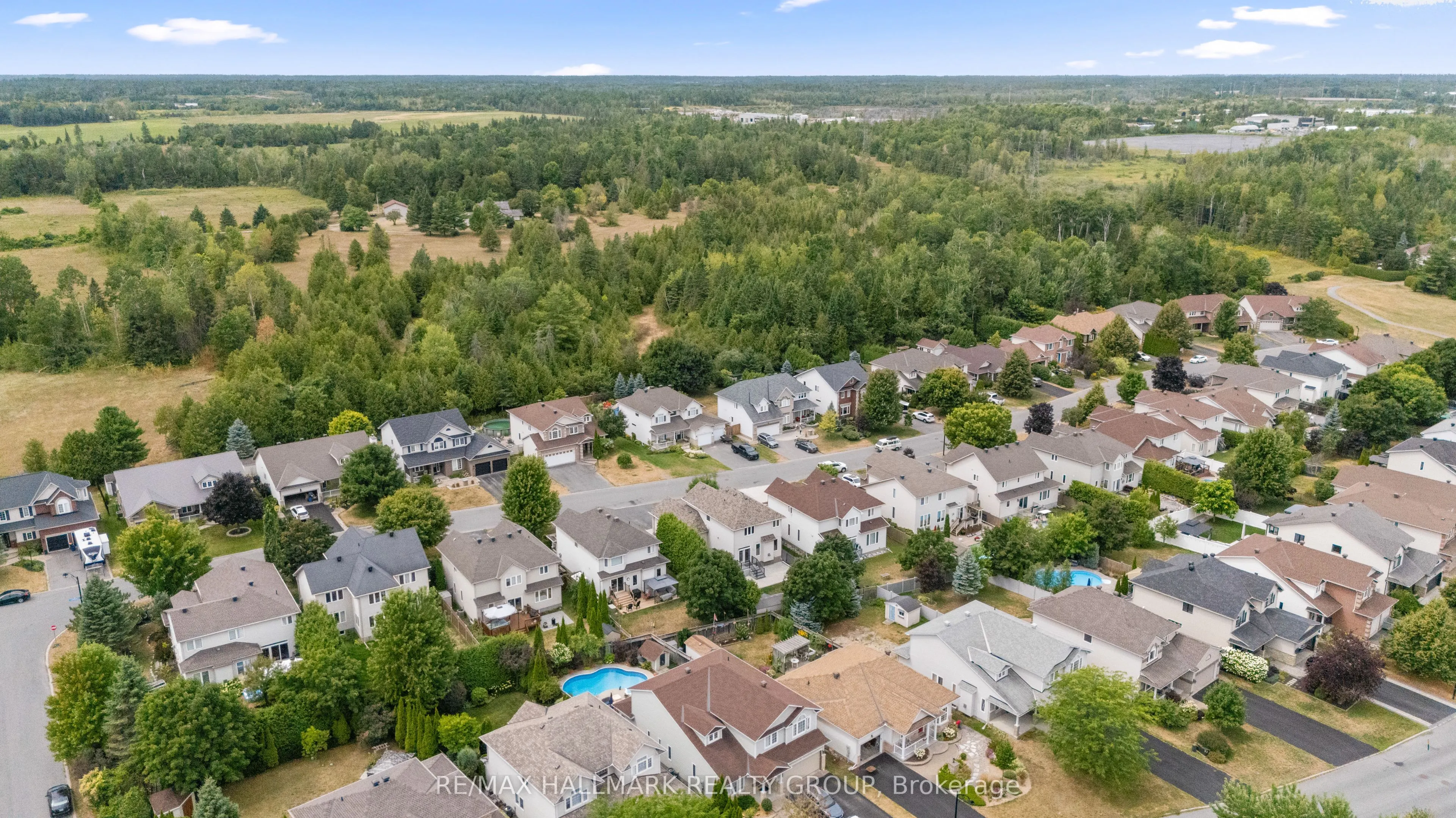 41 Smoketree Crescent