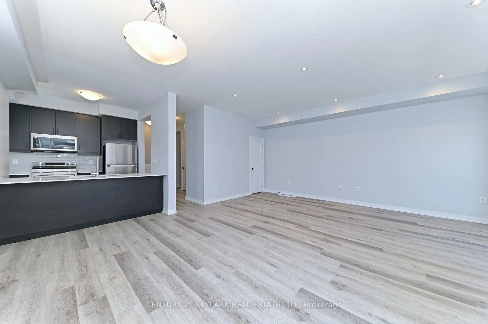 461 Blackburn Drive, #105