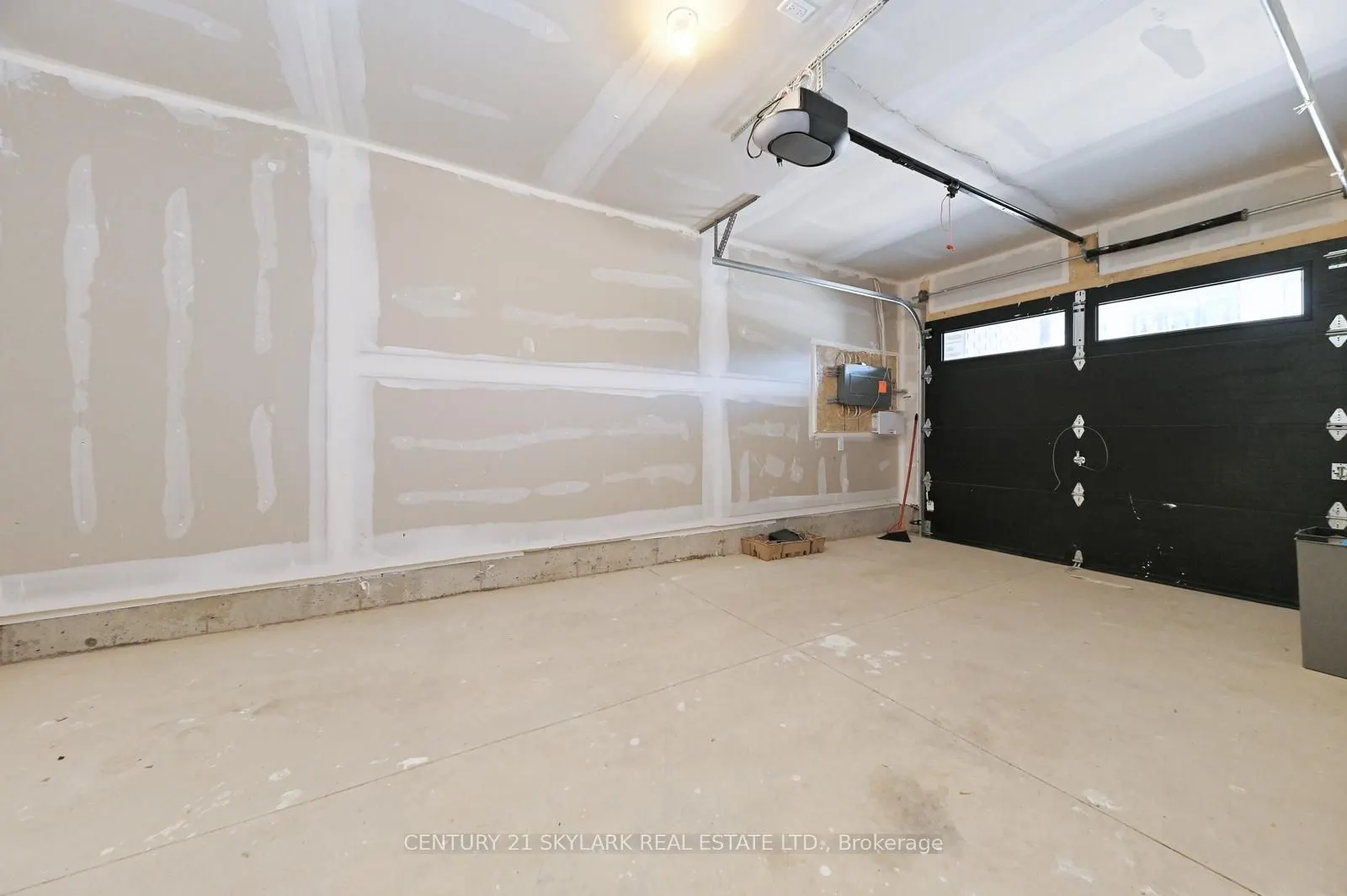 461 Blackburn Drive, #105