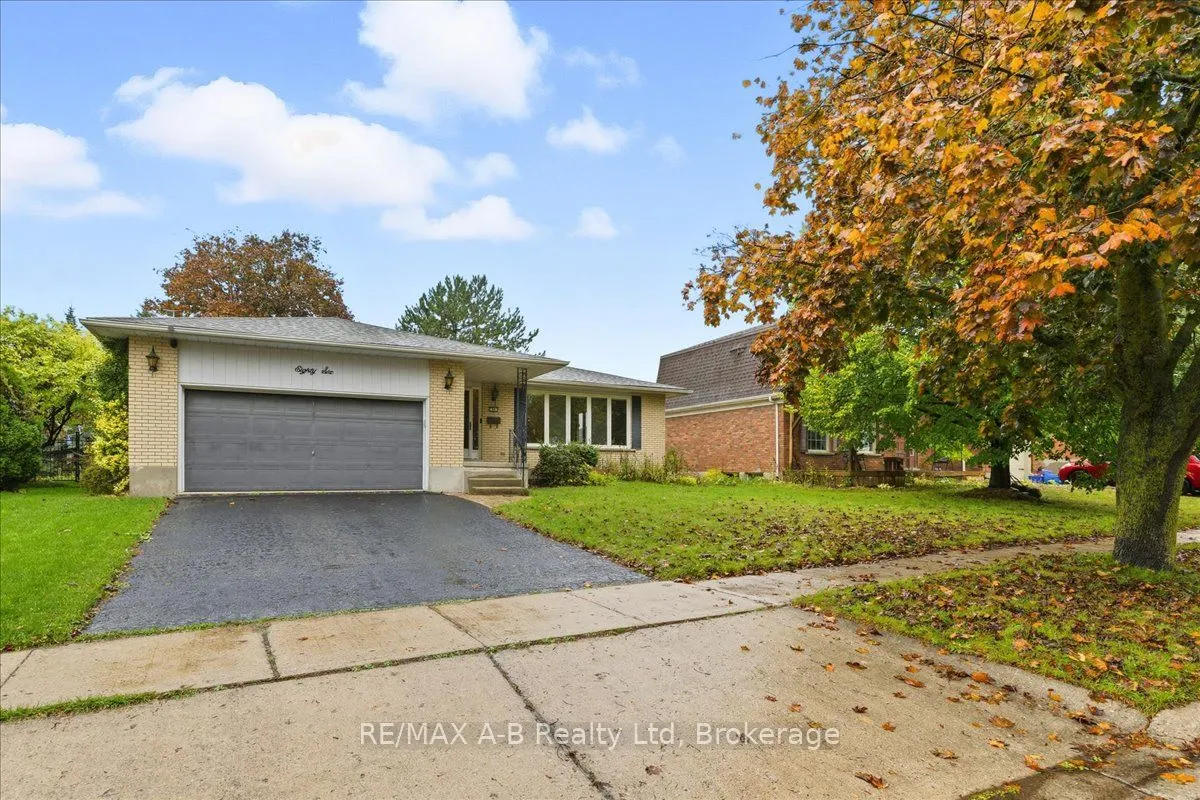 86 Windemere Crescent