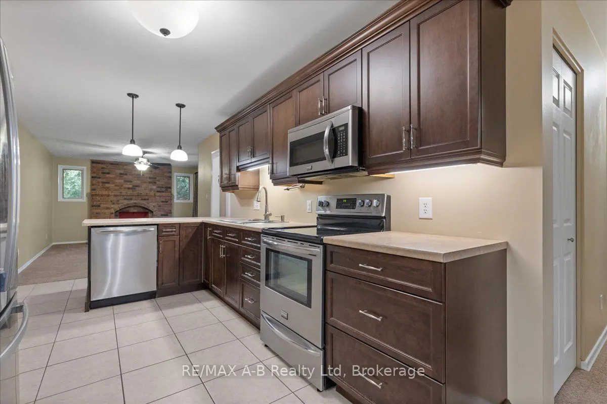 86 Windemere Crescent