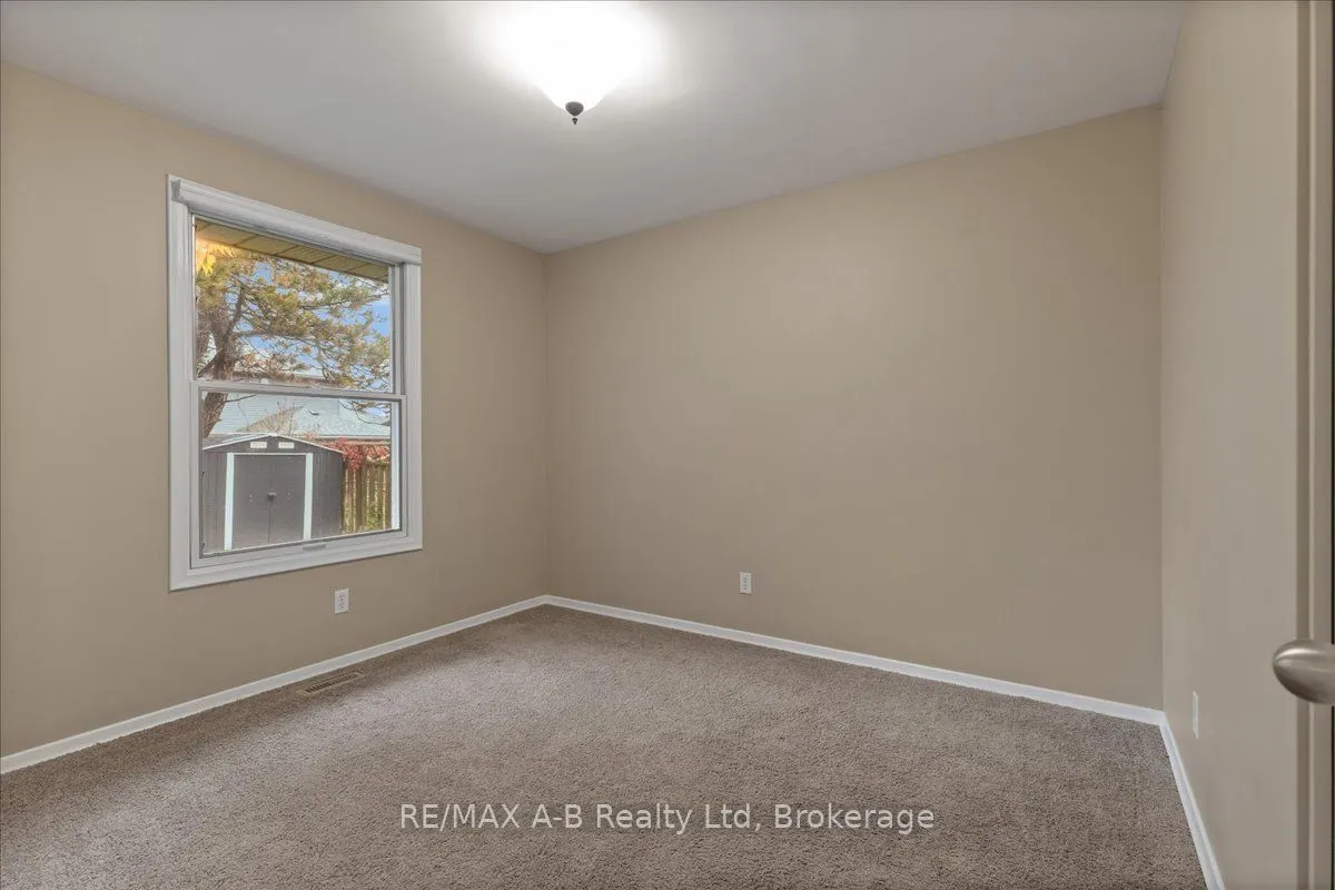 86 Windemere Crescent