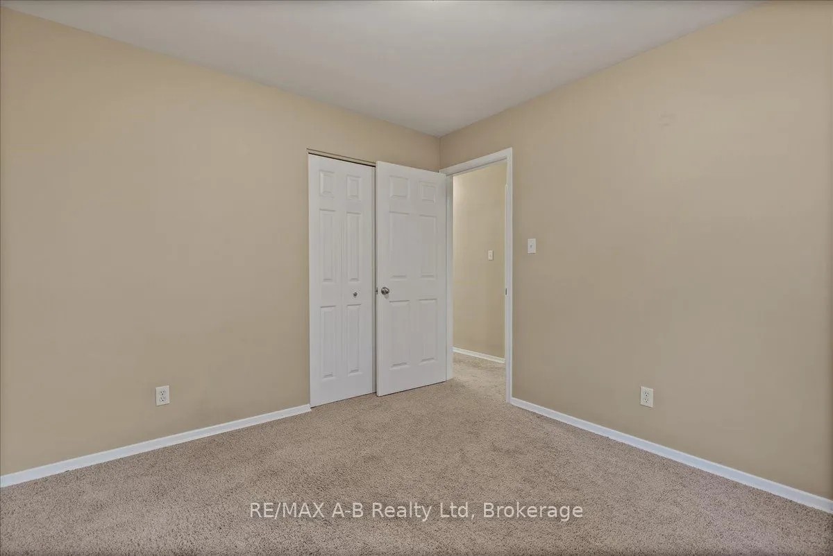 86 Windemere Crescent