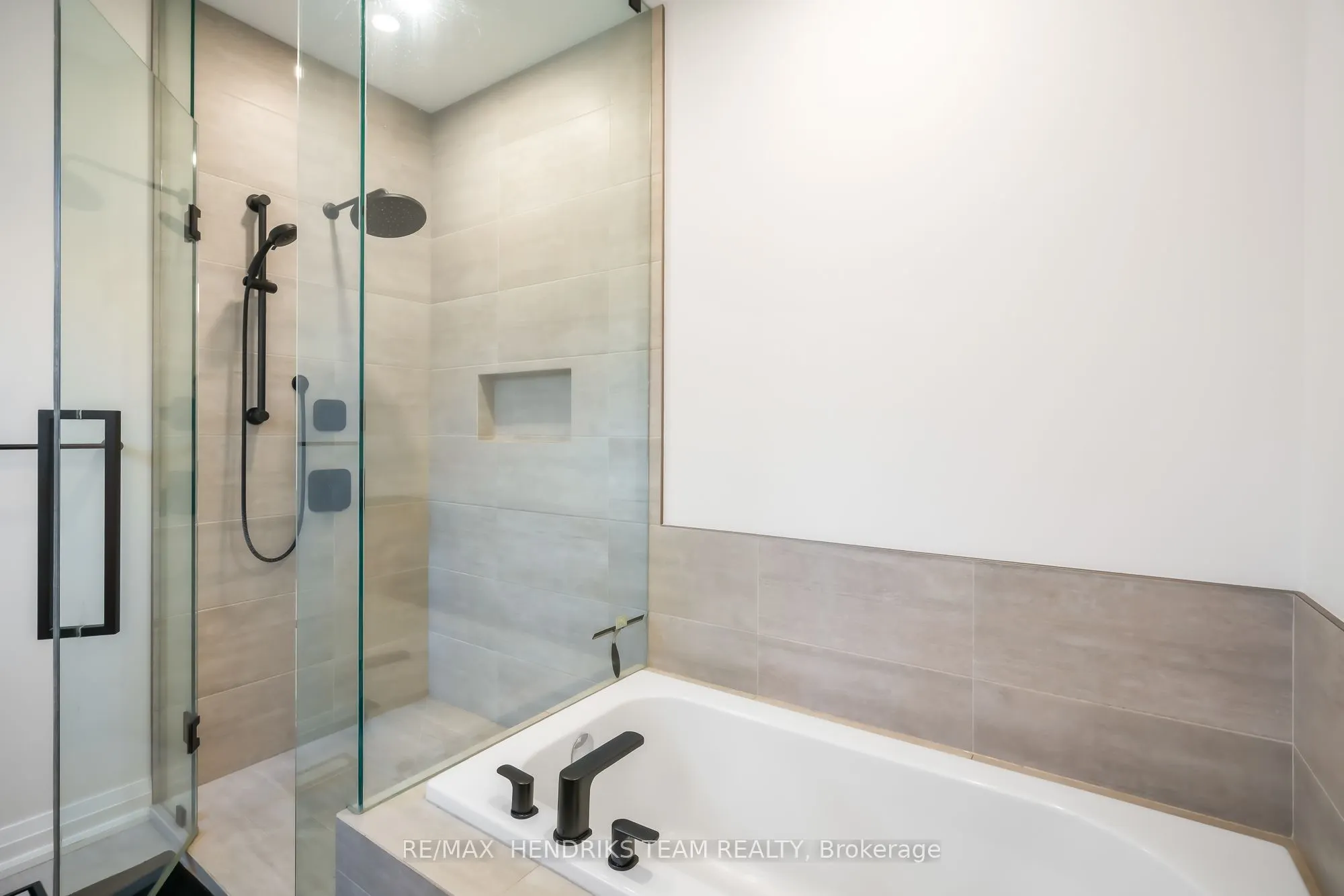 8974 Willoughby Drive, #36