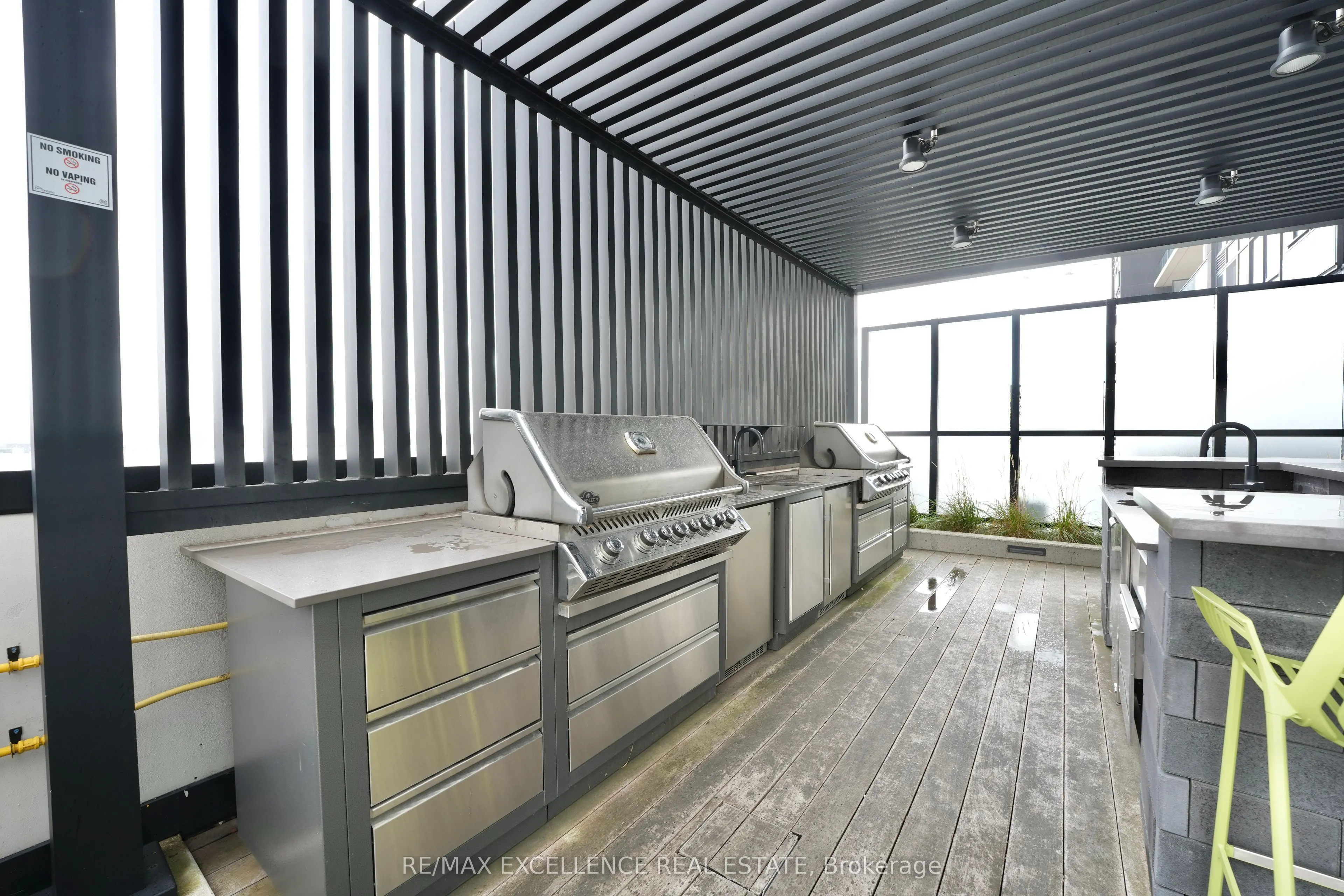 181 King Street, #1002