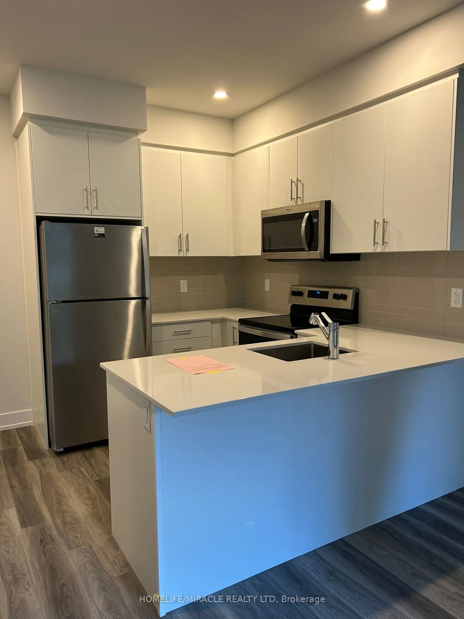 1100 Lackner Place, #221