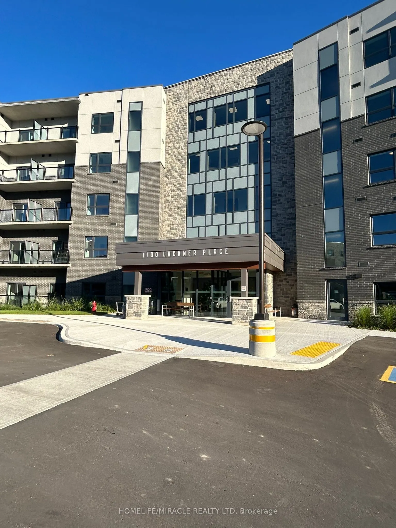 1100 Lackner Place, #221