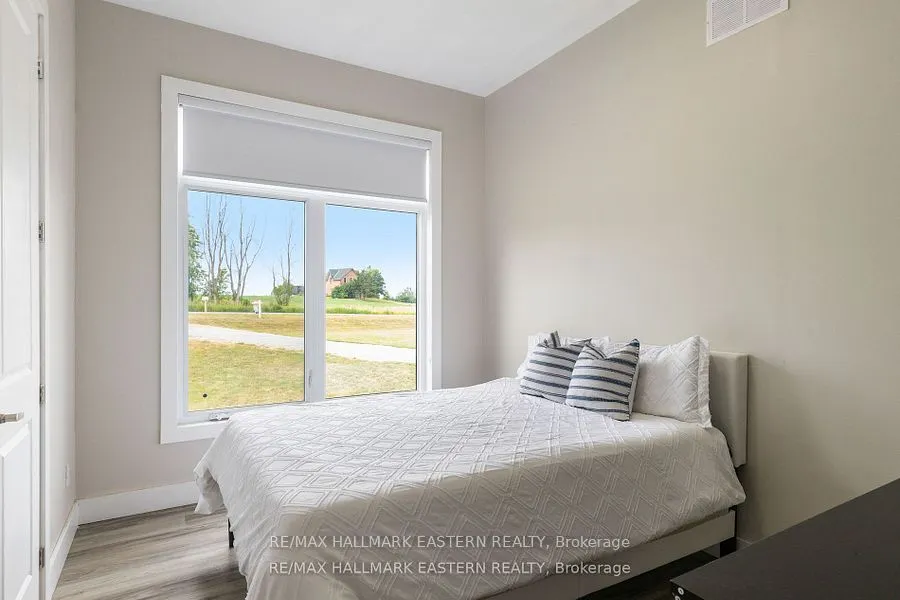 632 Concession 9 Road W