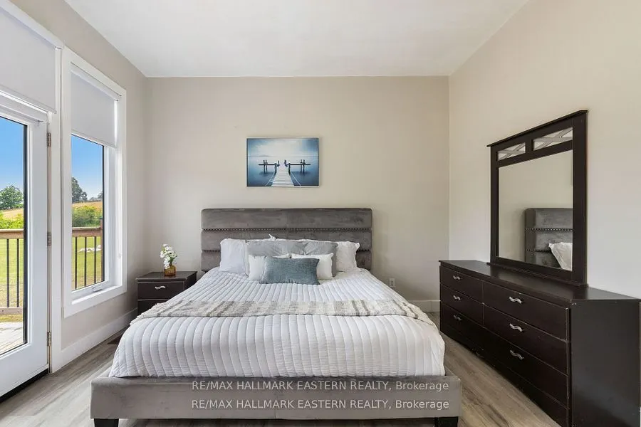 632 Concession 9 Road W