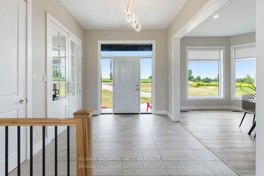 632 Concession 9 Road W