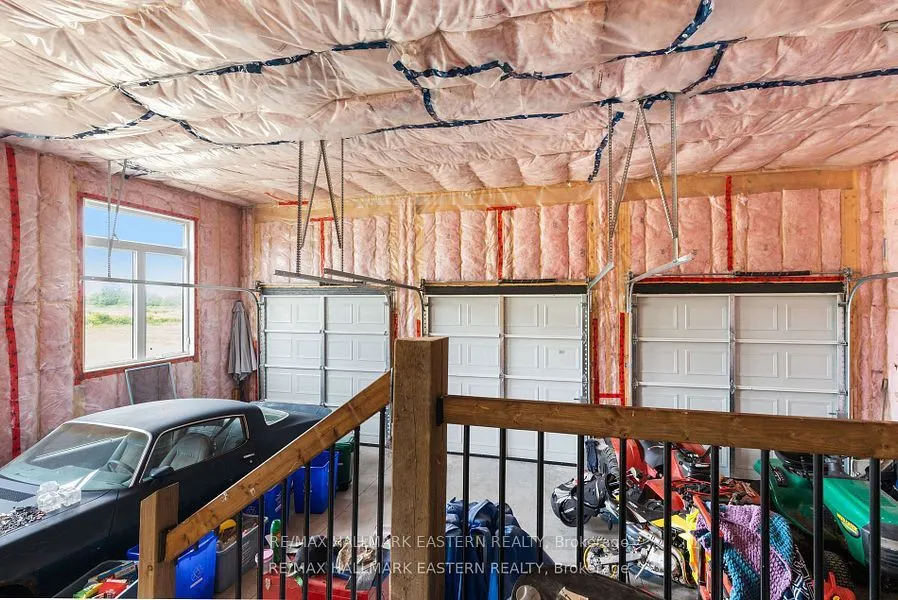 632 Concession 9 Road W