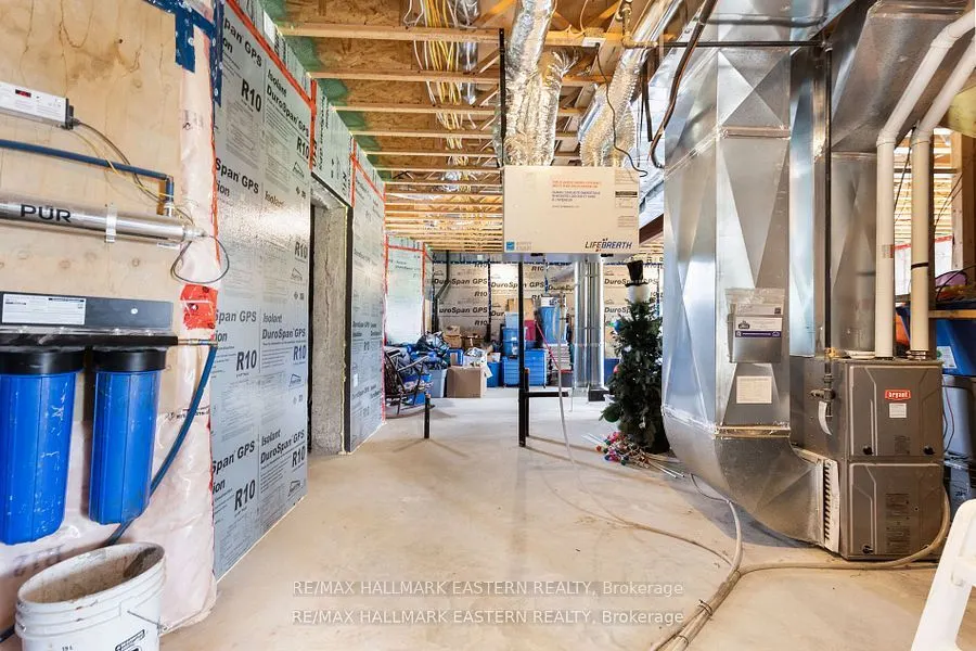 632 Concession 9 Road W