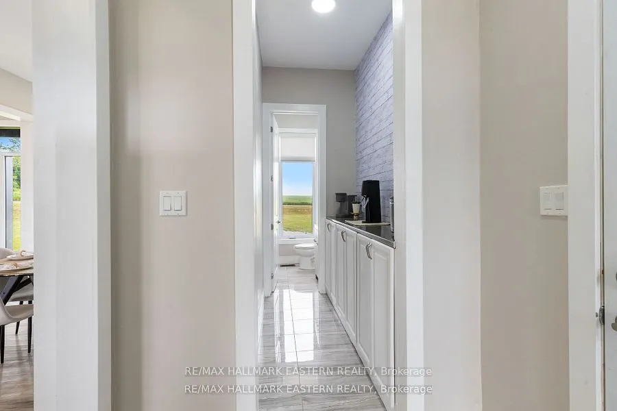 632 Concession 9 Road W