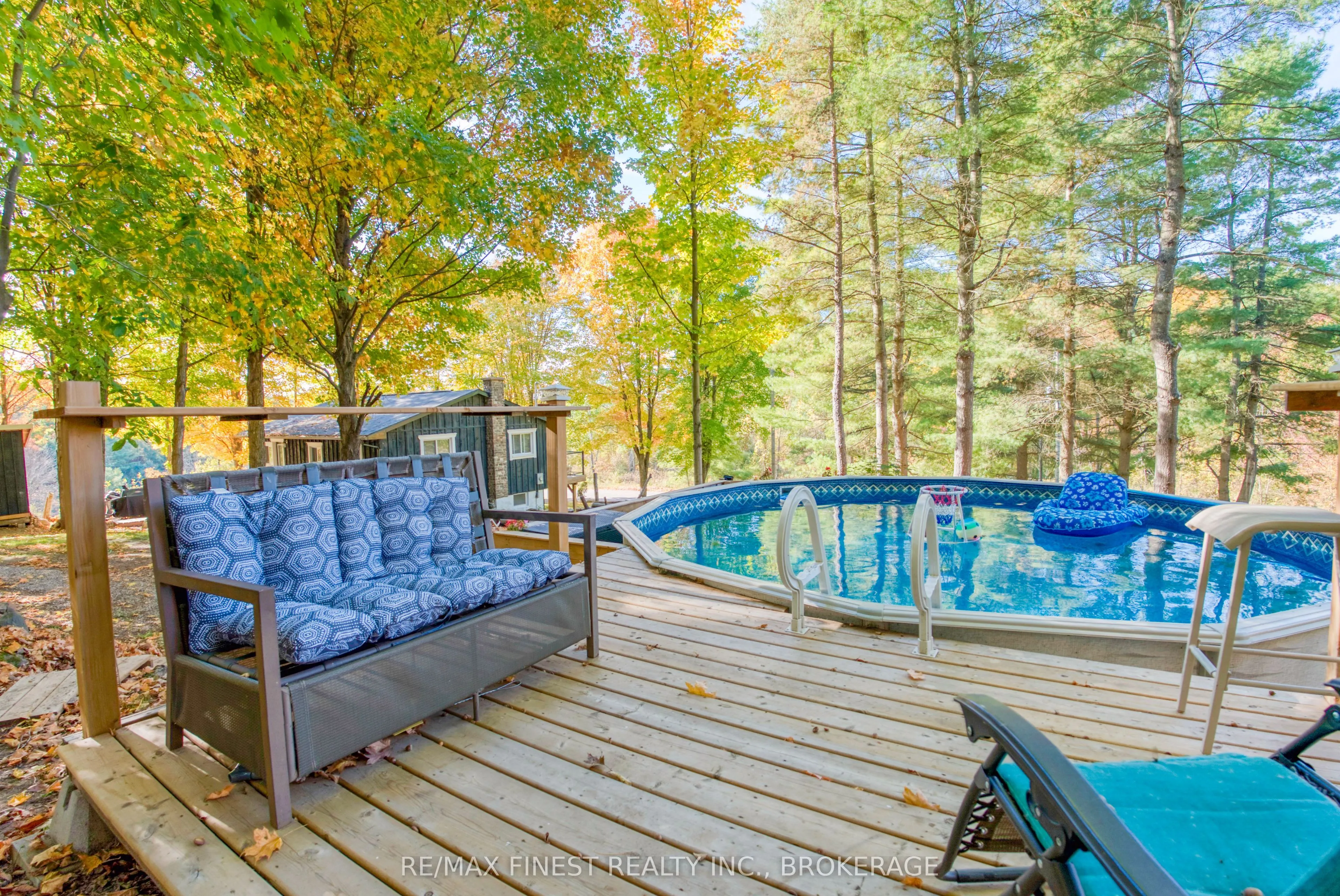 10874 Canoe Lake Road