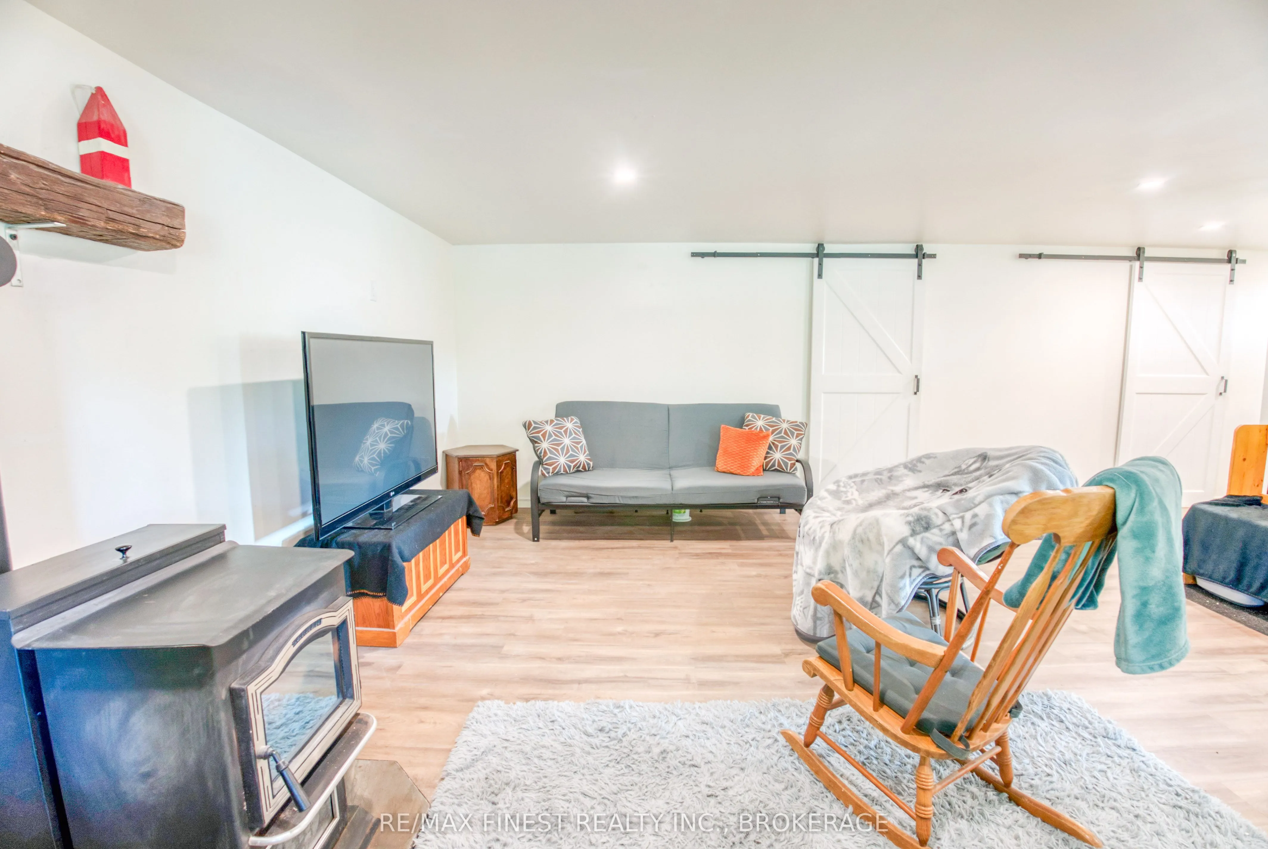 10874 Canoe Lake Road