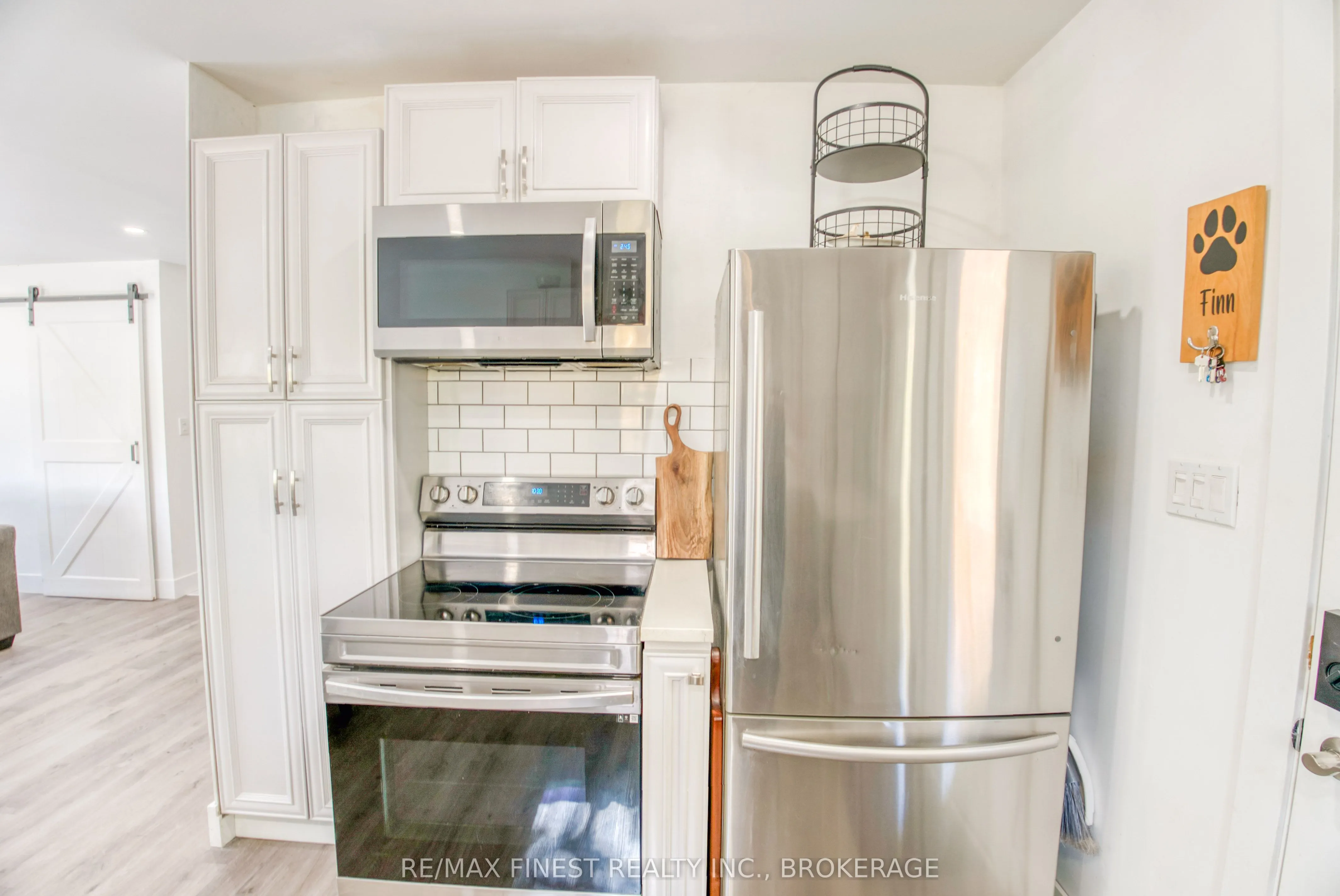 10874 Canoe Lake Road