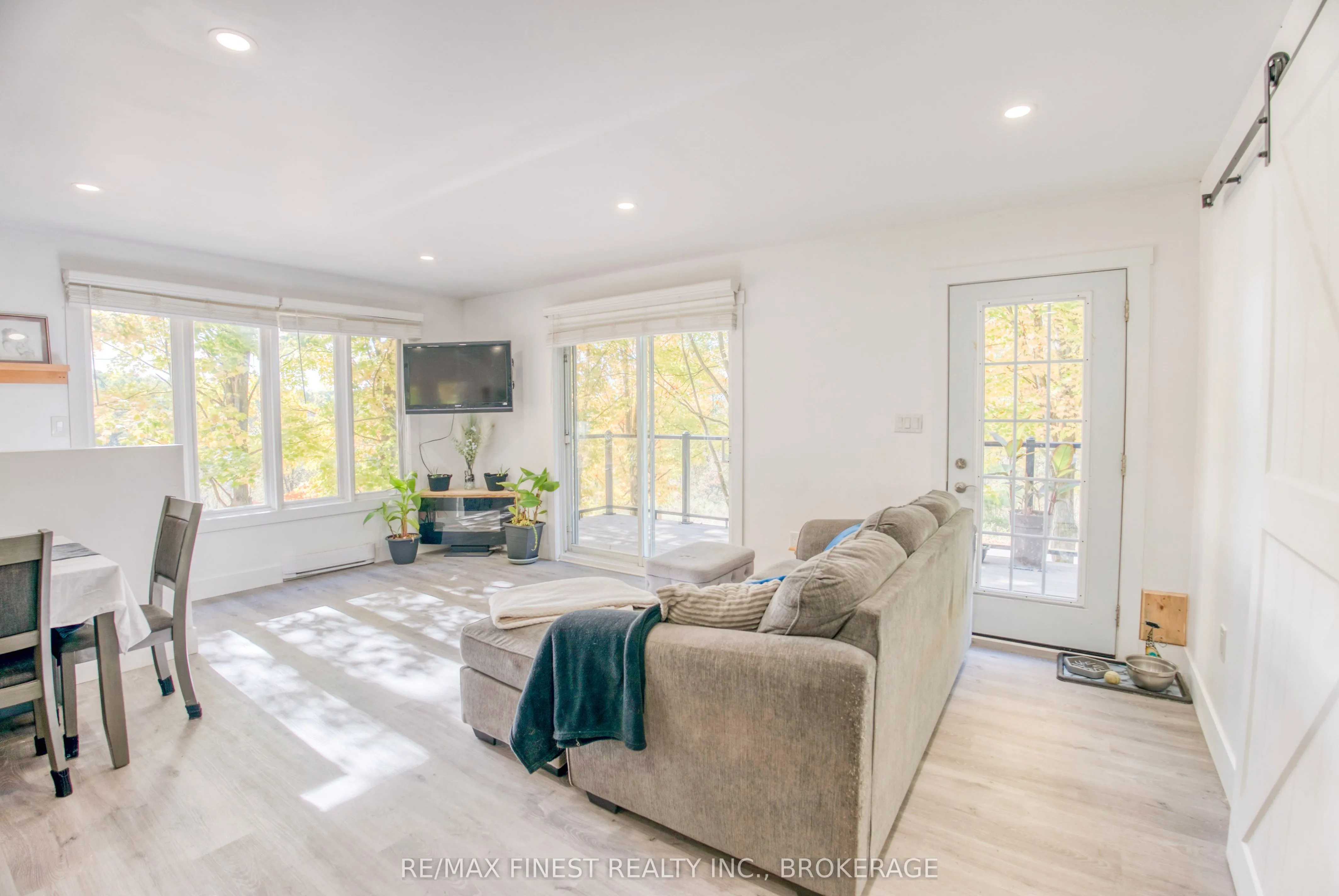 10874 Canoe Lake Road