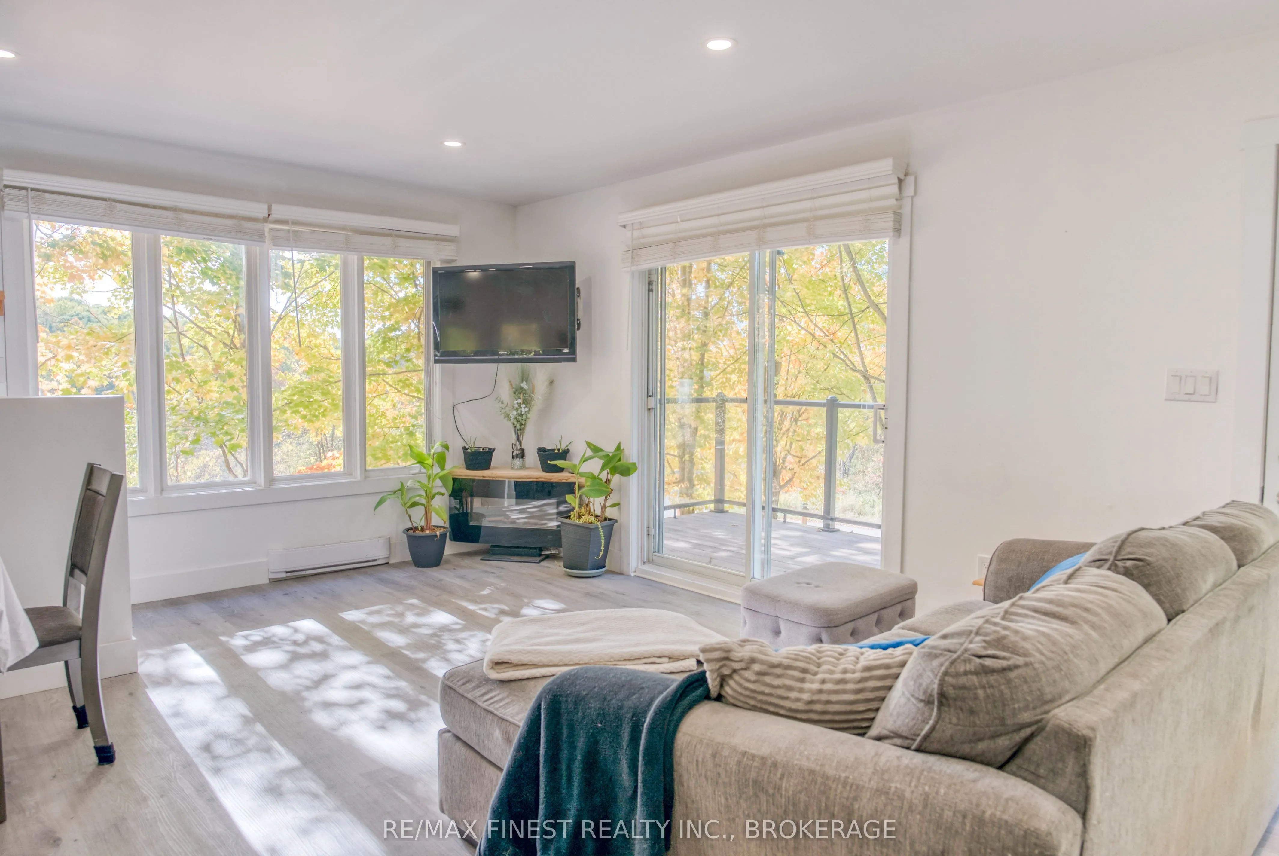 10874 Canoe Lake Road