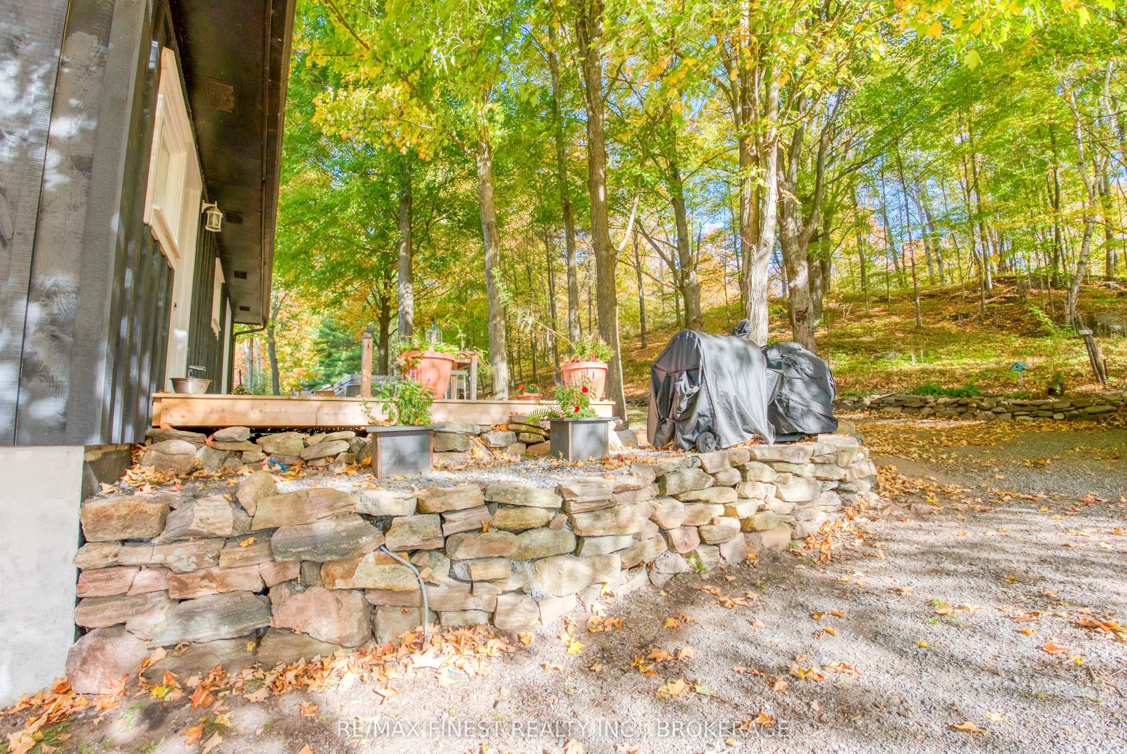 10874 Canoe Lake Road