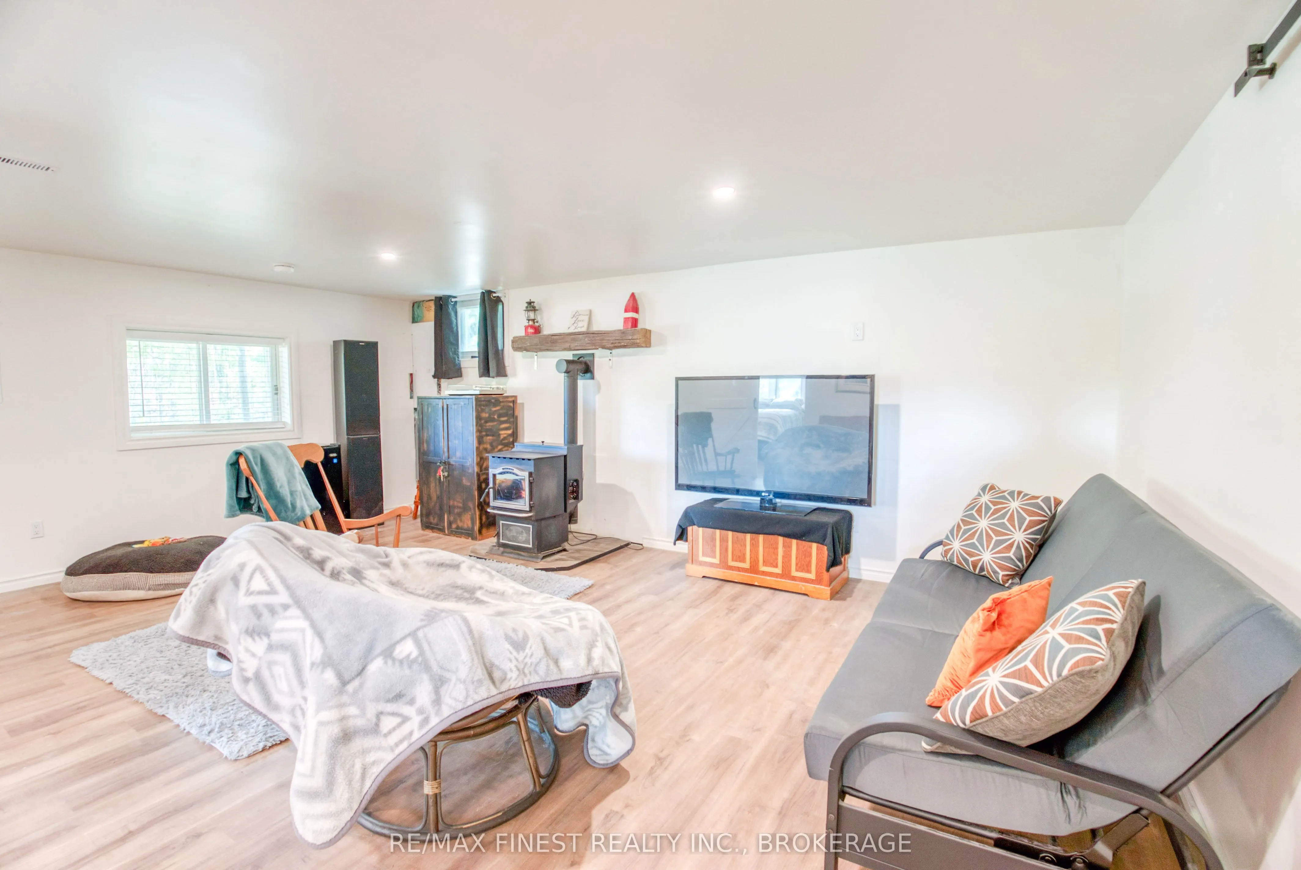 10874 Canoe Lake Road