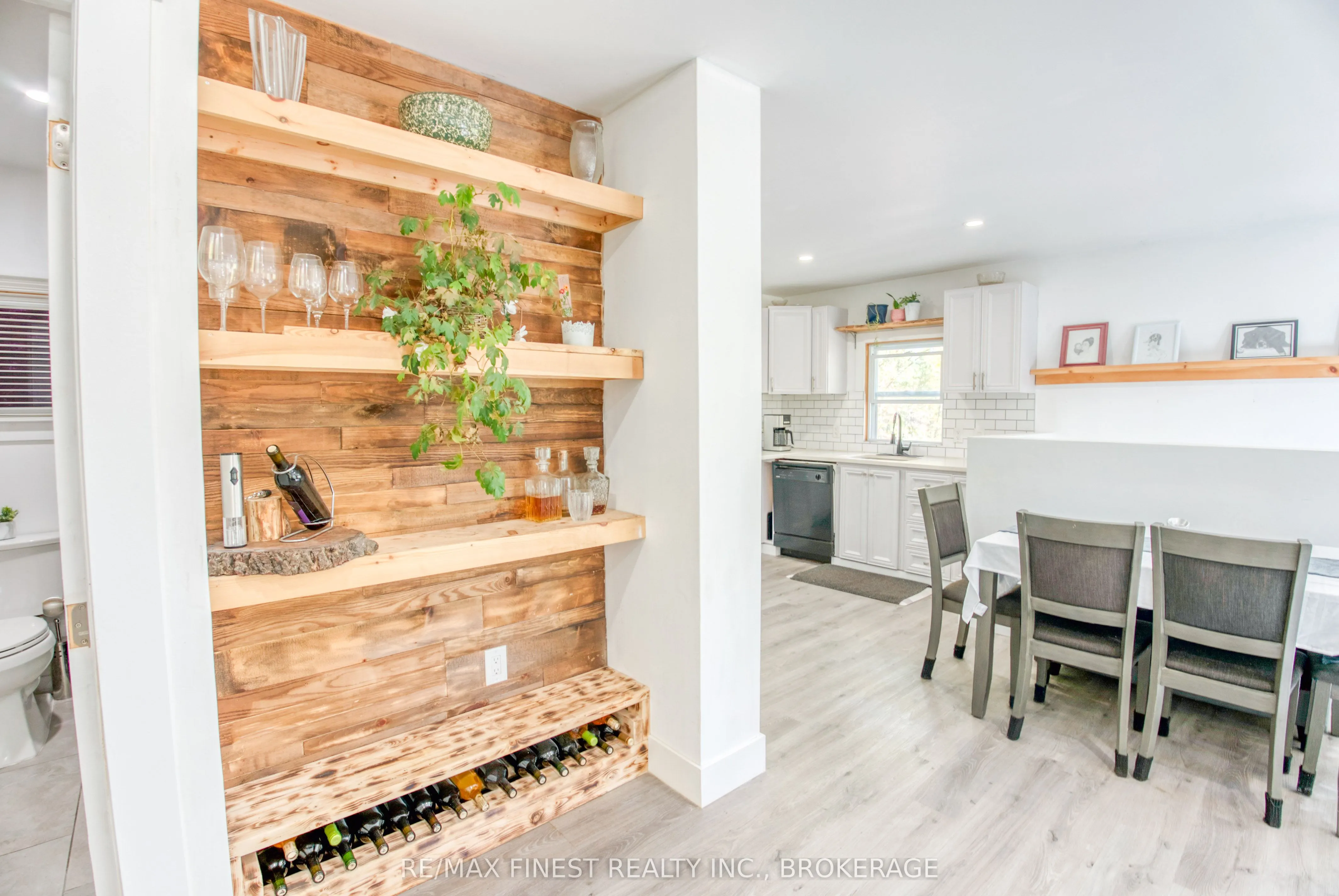 10874 Canoe Lake Road