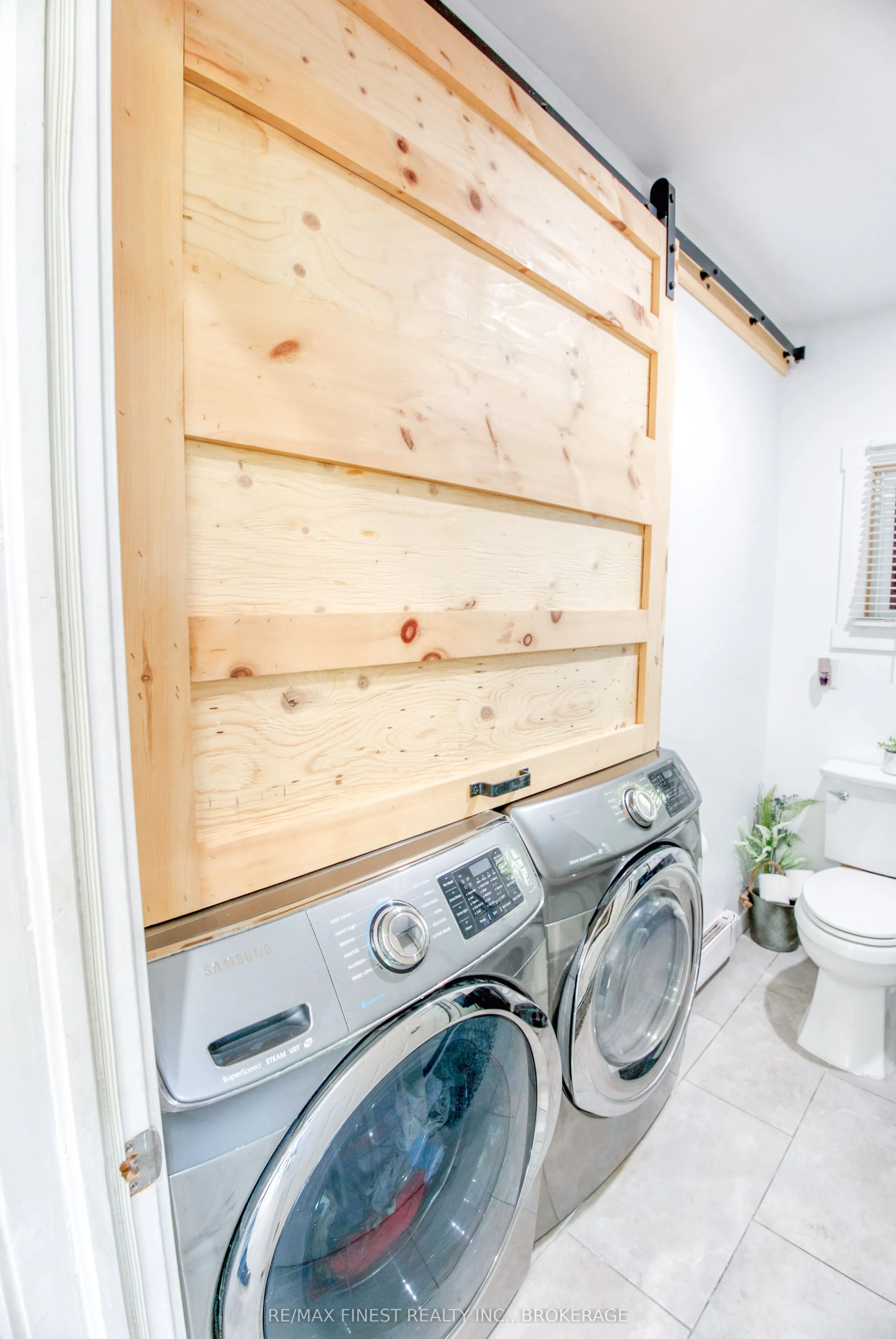 10874 Canoe Lake Road