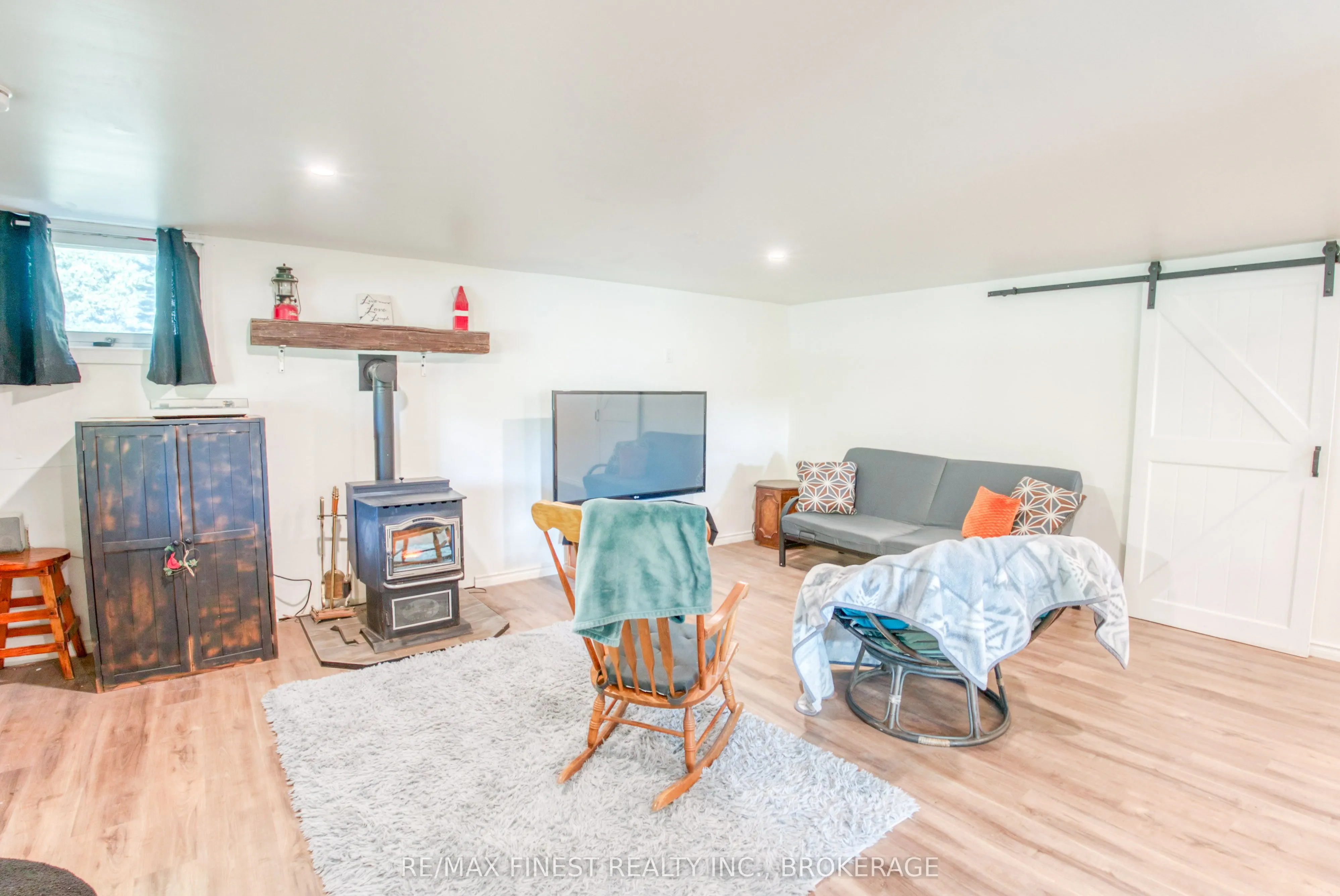 10874 Canoe Lake Road