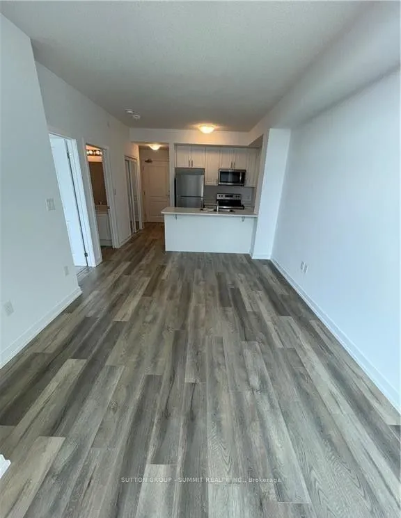 470 Dundas Street, #215