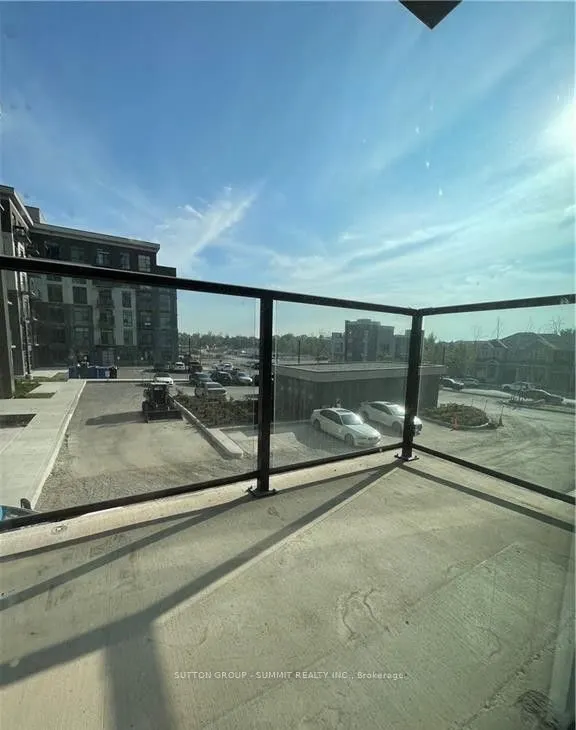 470 Dundas Street, #215