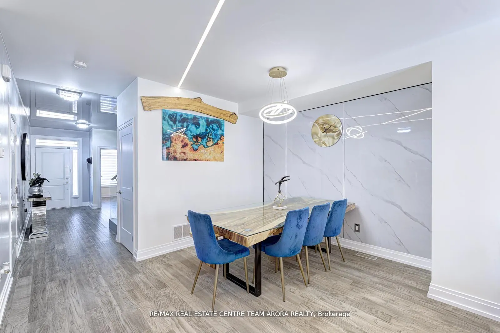 39 Great Fls Boulevard