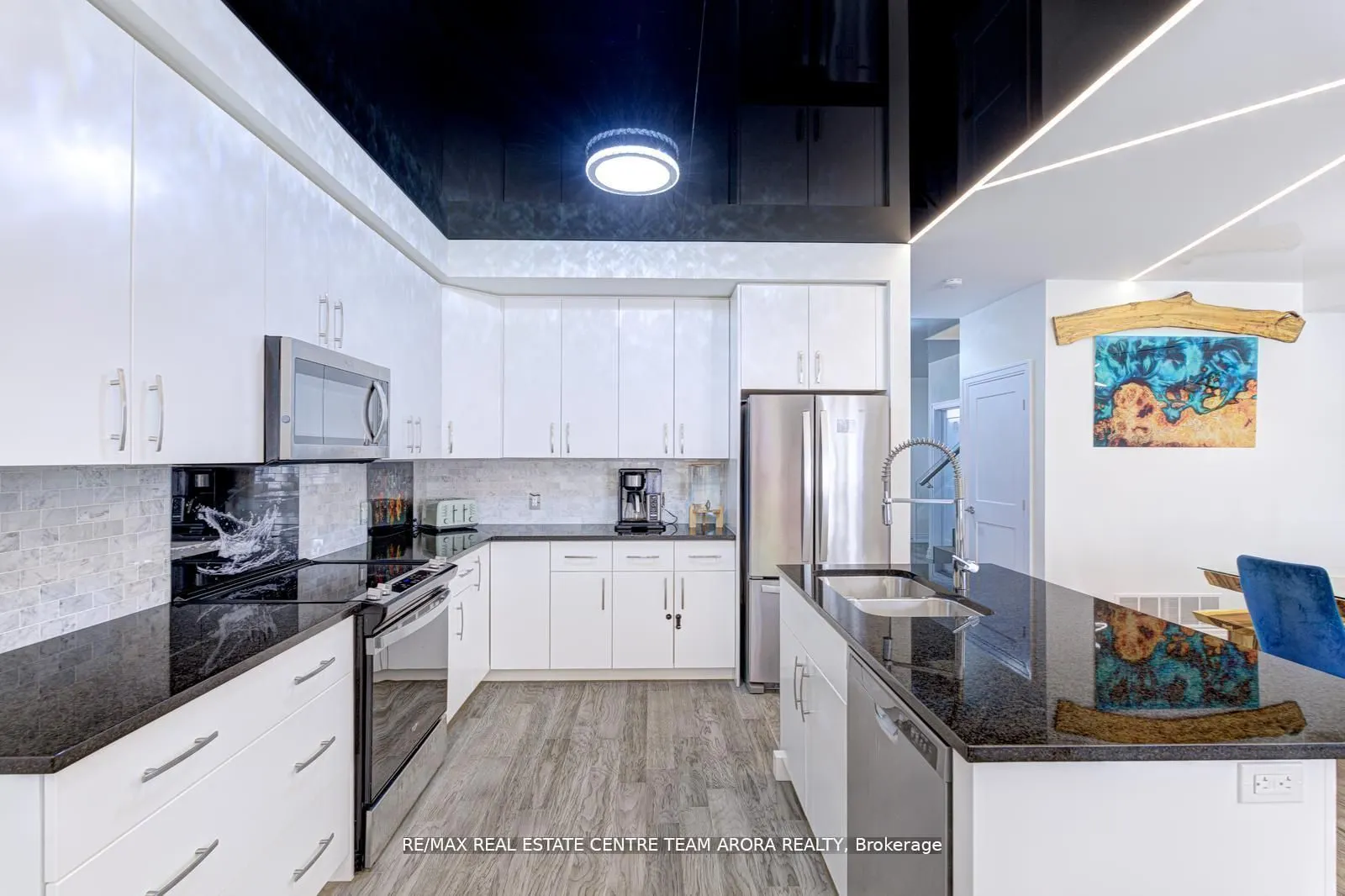 39 Great Fls Boulevard