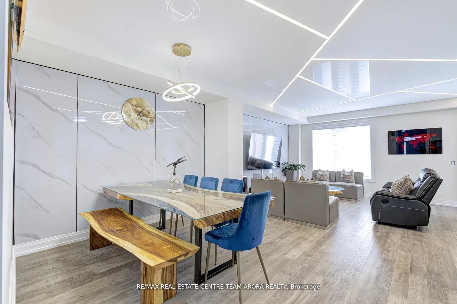 39 Great Fls Boulevard