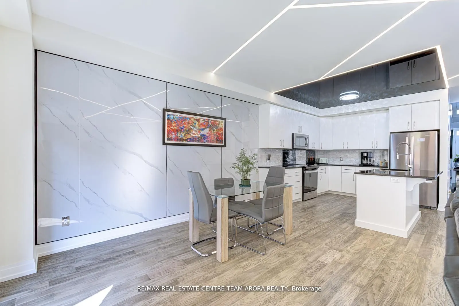 39 Great Fls Boulevard