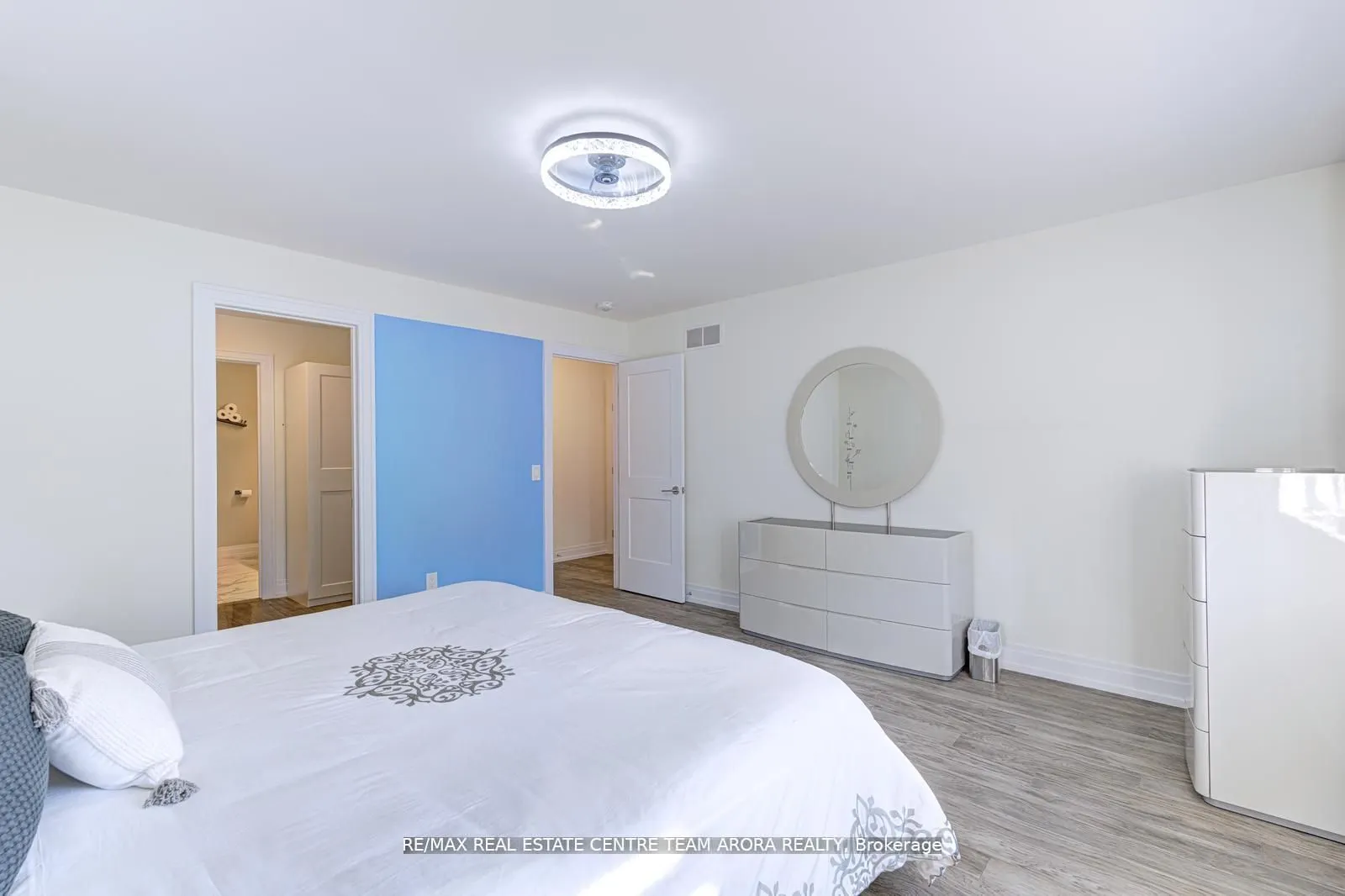 39 Great Fls Boulevard