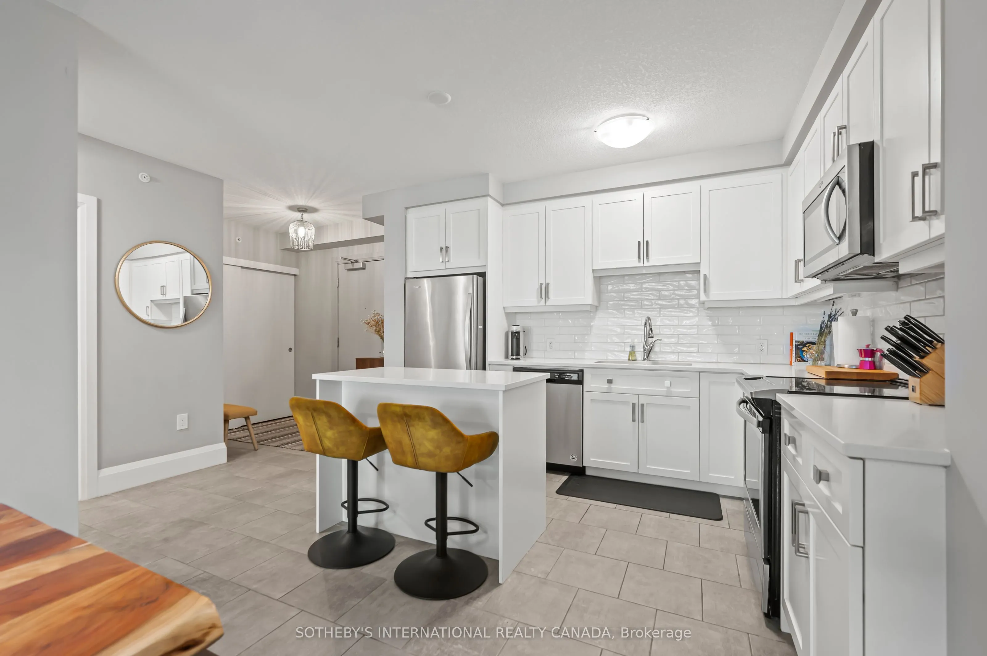 73 Arthur Street, #612