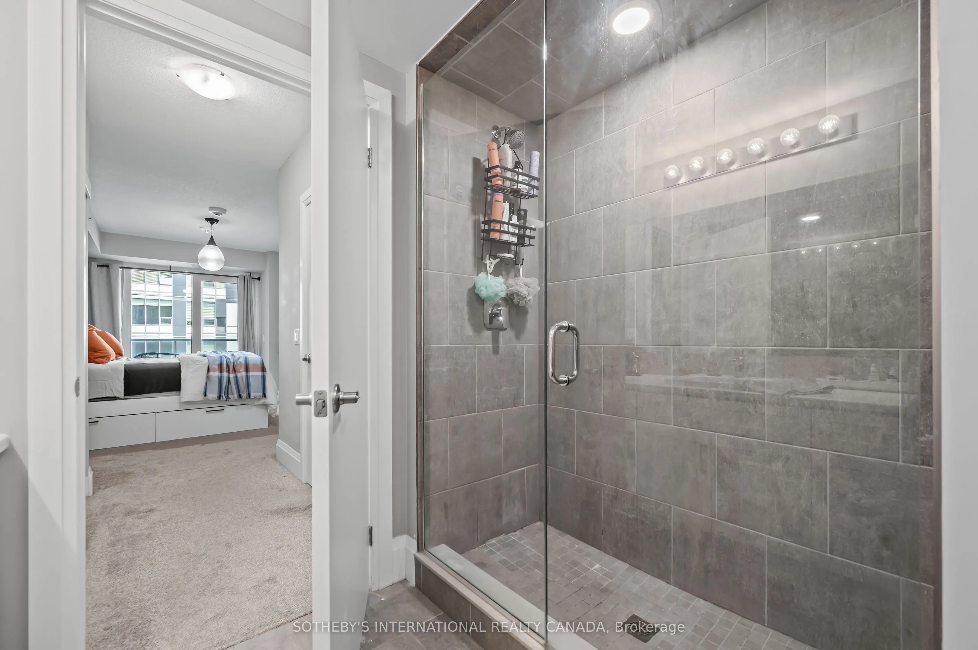 73 Arthur Street, #612