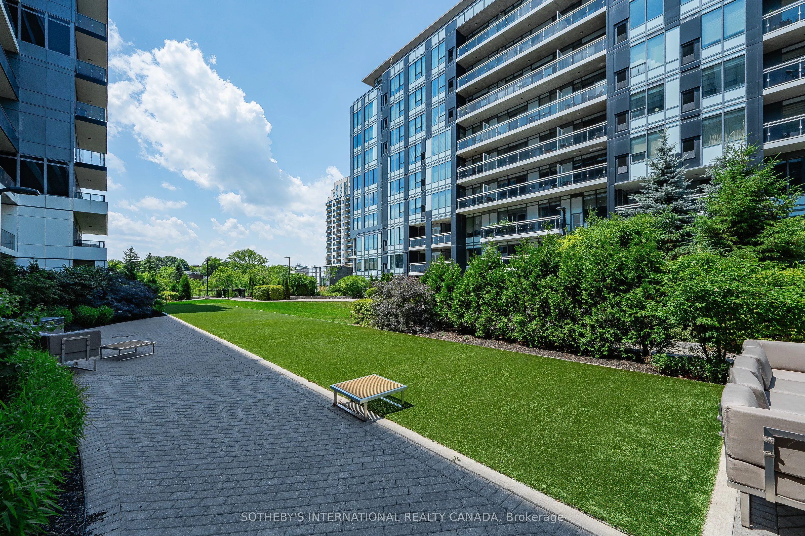 73 Arthur Street, #612