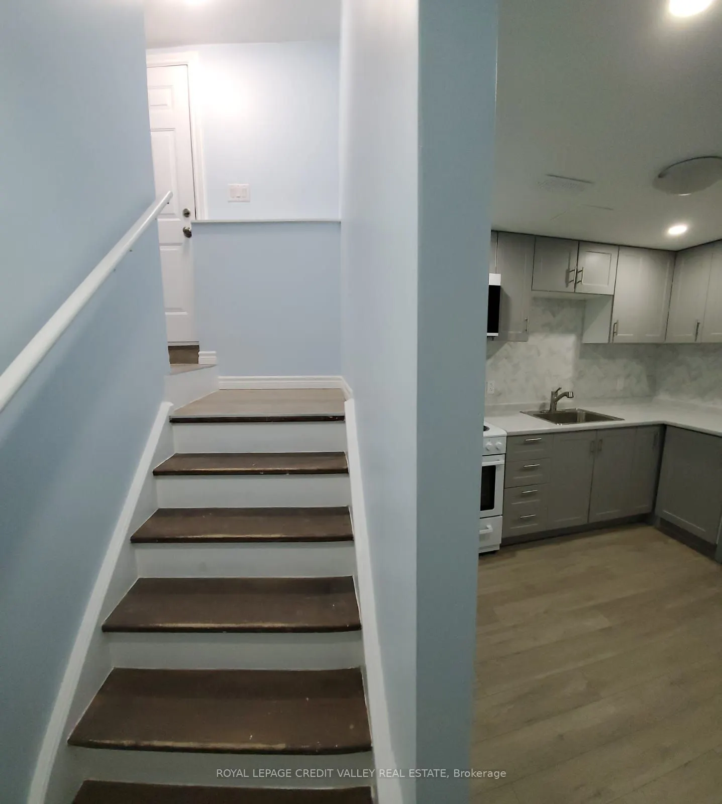 53 Carrington (Bsmt) Place