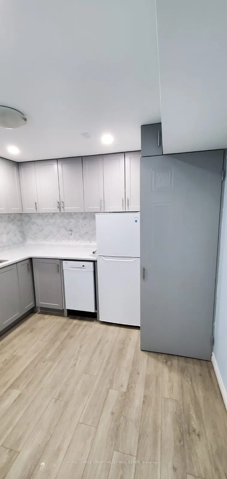 53 Carrington (Bsmt) Place